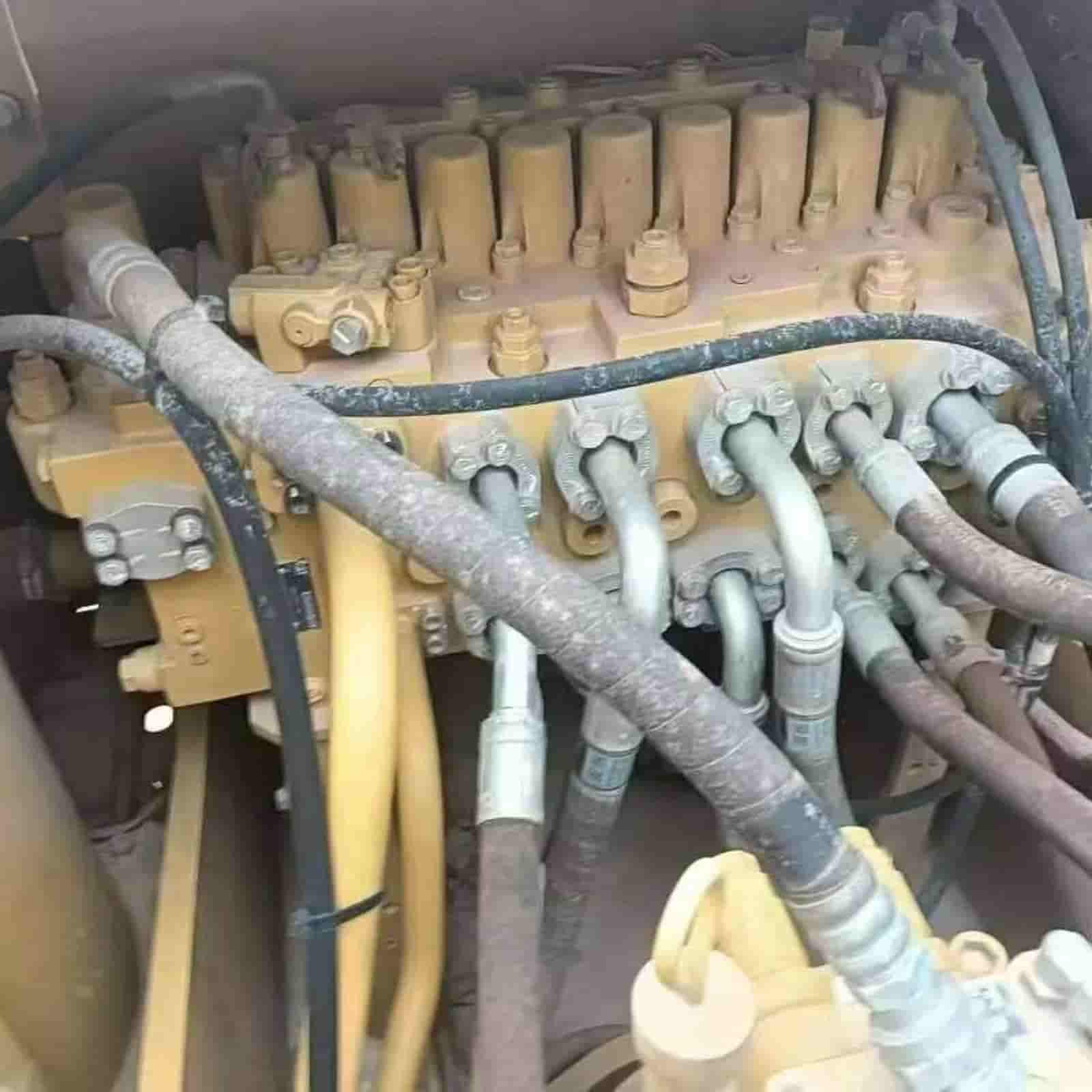 904 HOURS CAT 320GC Excavator