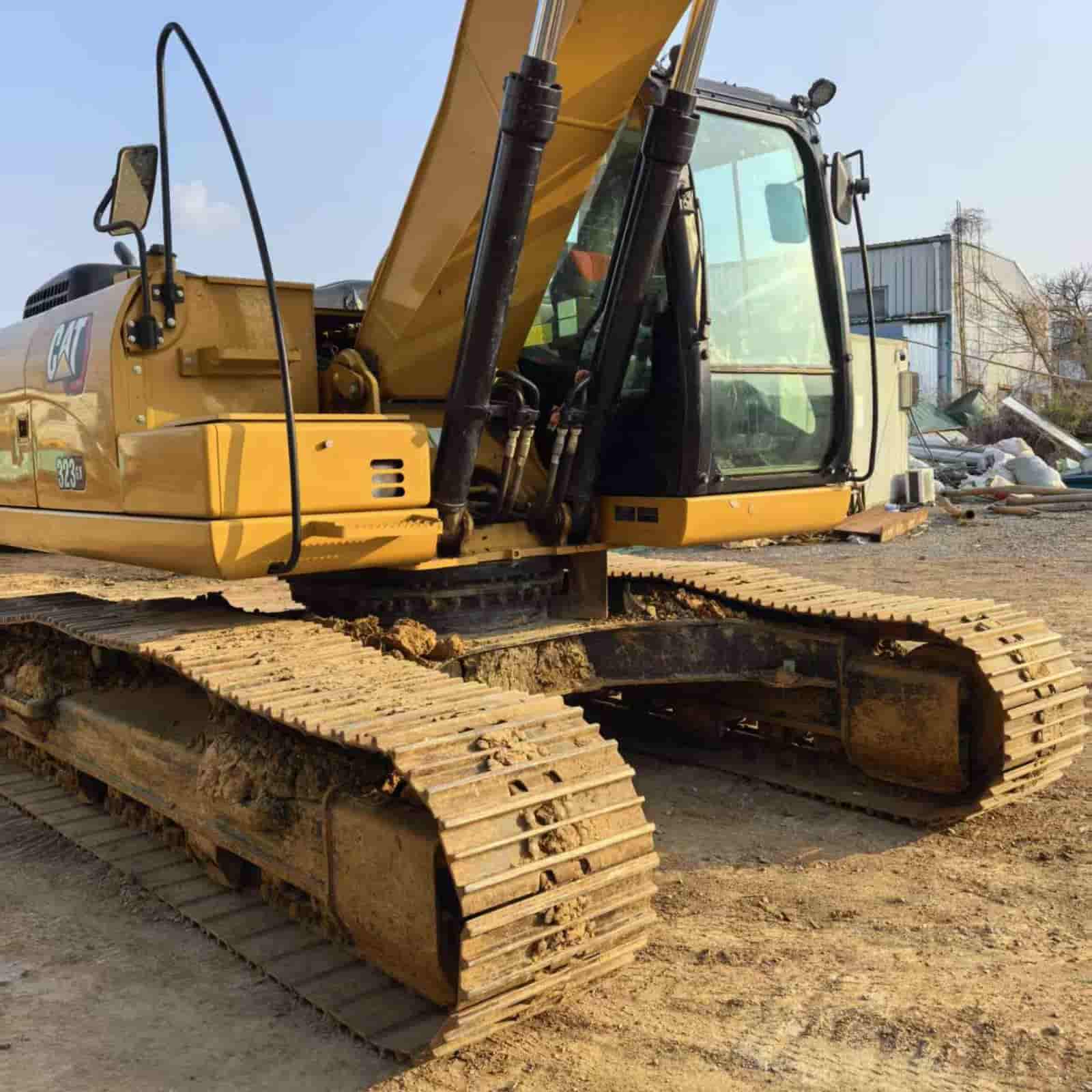 CAT 323GX Excavator