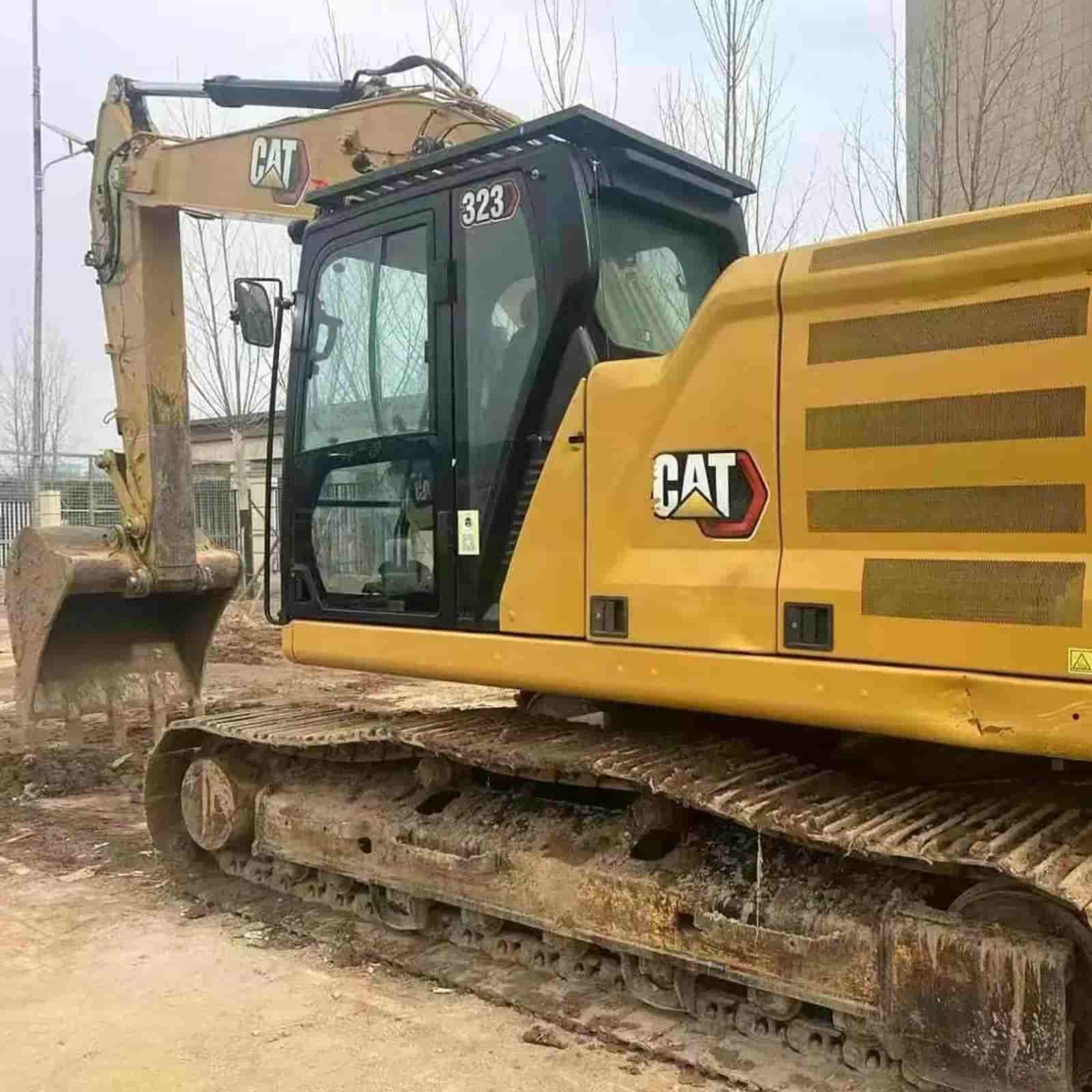 314 HOURS CAT 323 Excavator