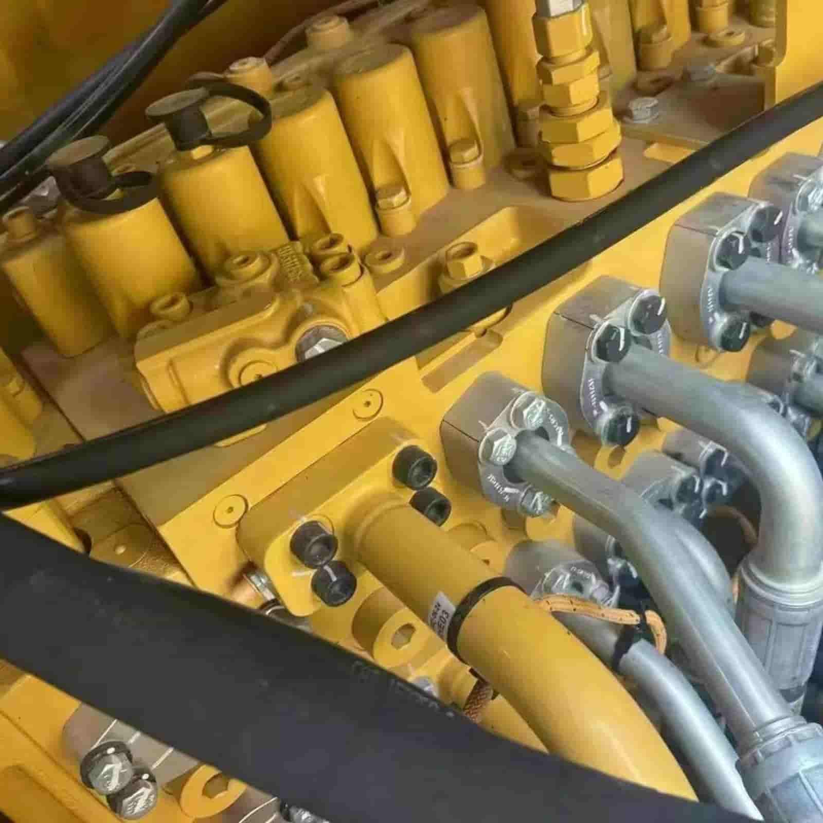 314 HOURS CAT 323 Excavator