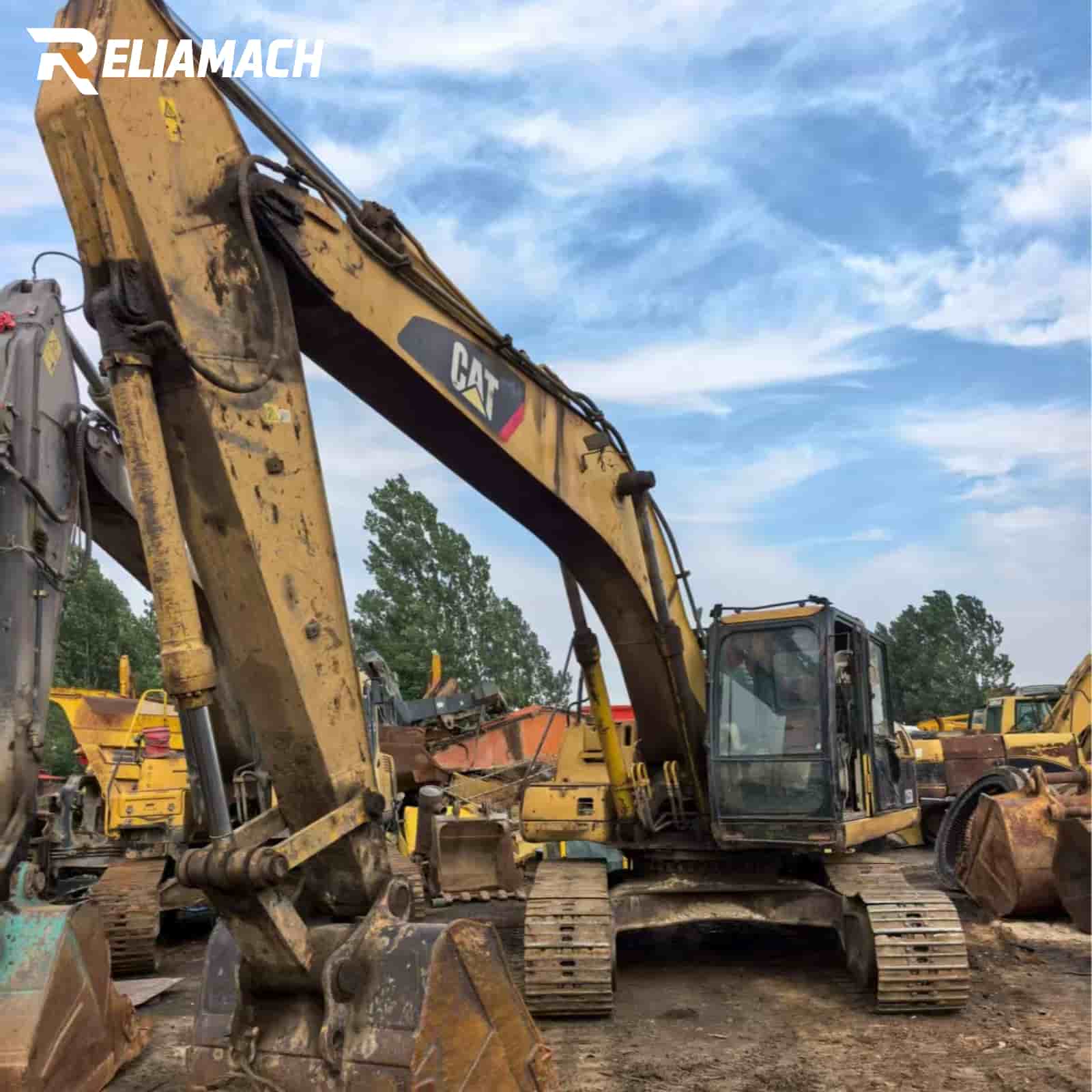 CAT 325C Excavator