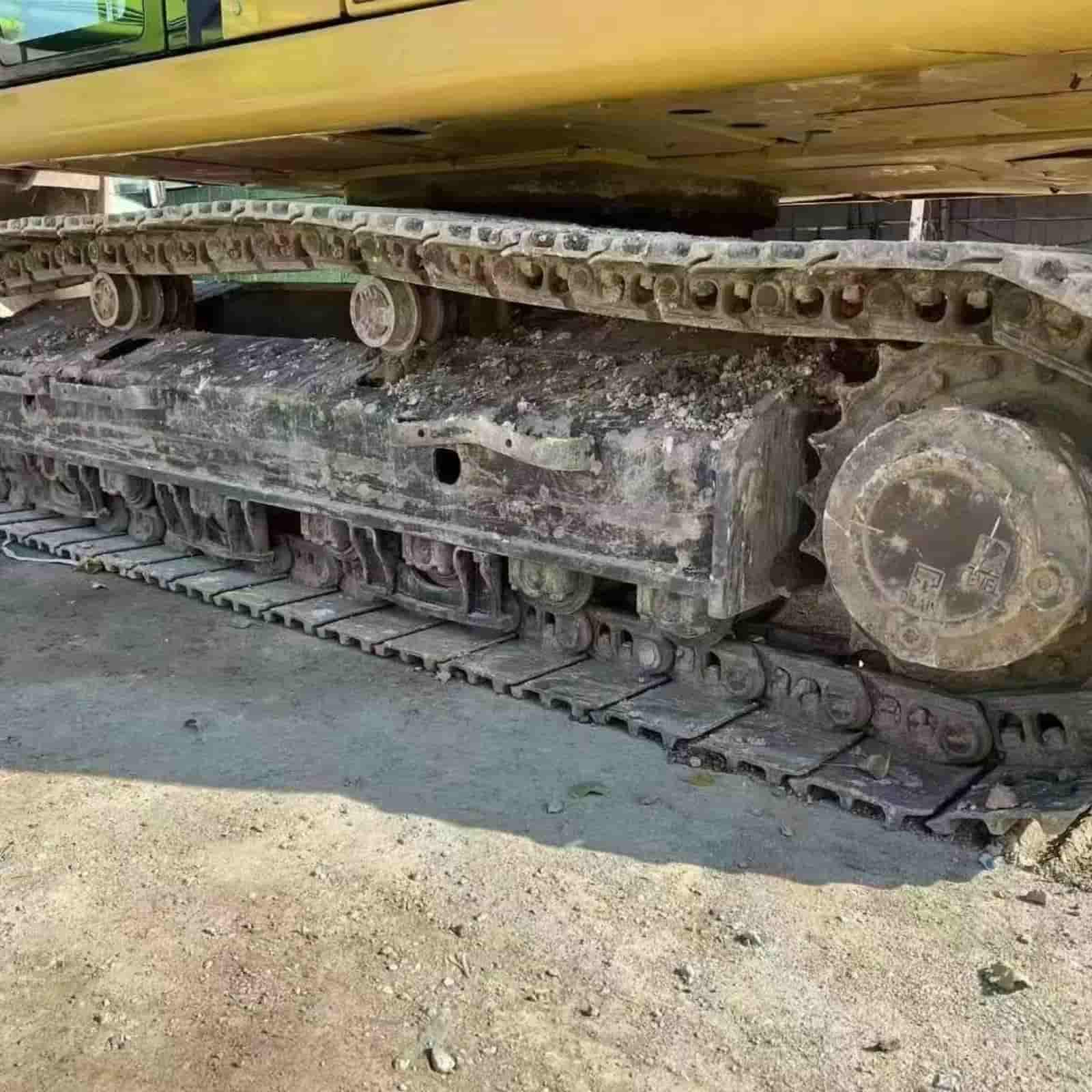 312 HOURS CAT 330 Excavator