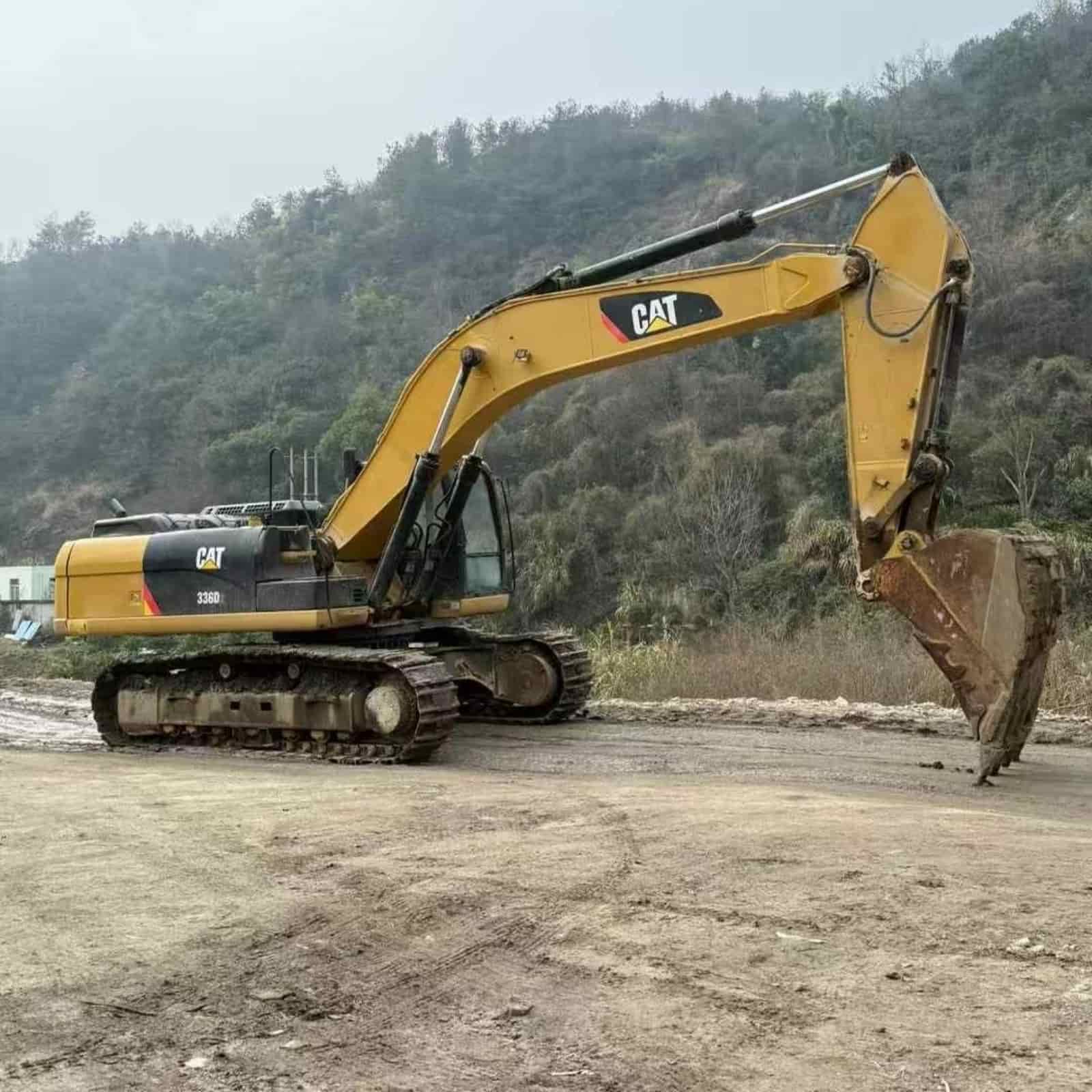 2102 HOURS CAT 336D2 Excavator