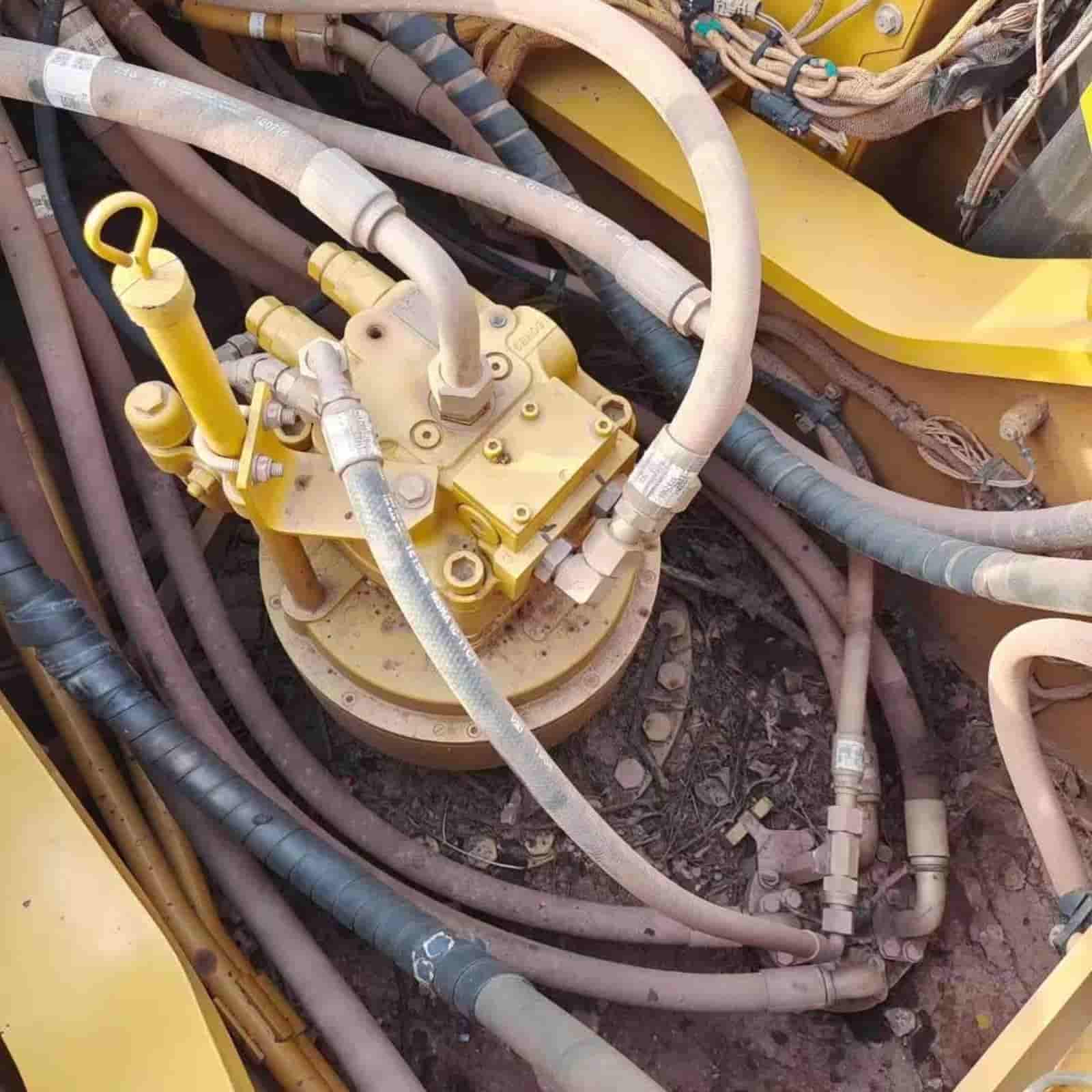 1224 HOURS CAT 349 Excavator