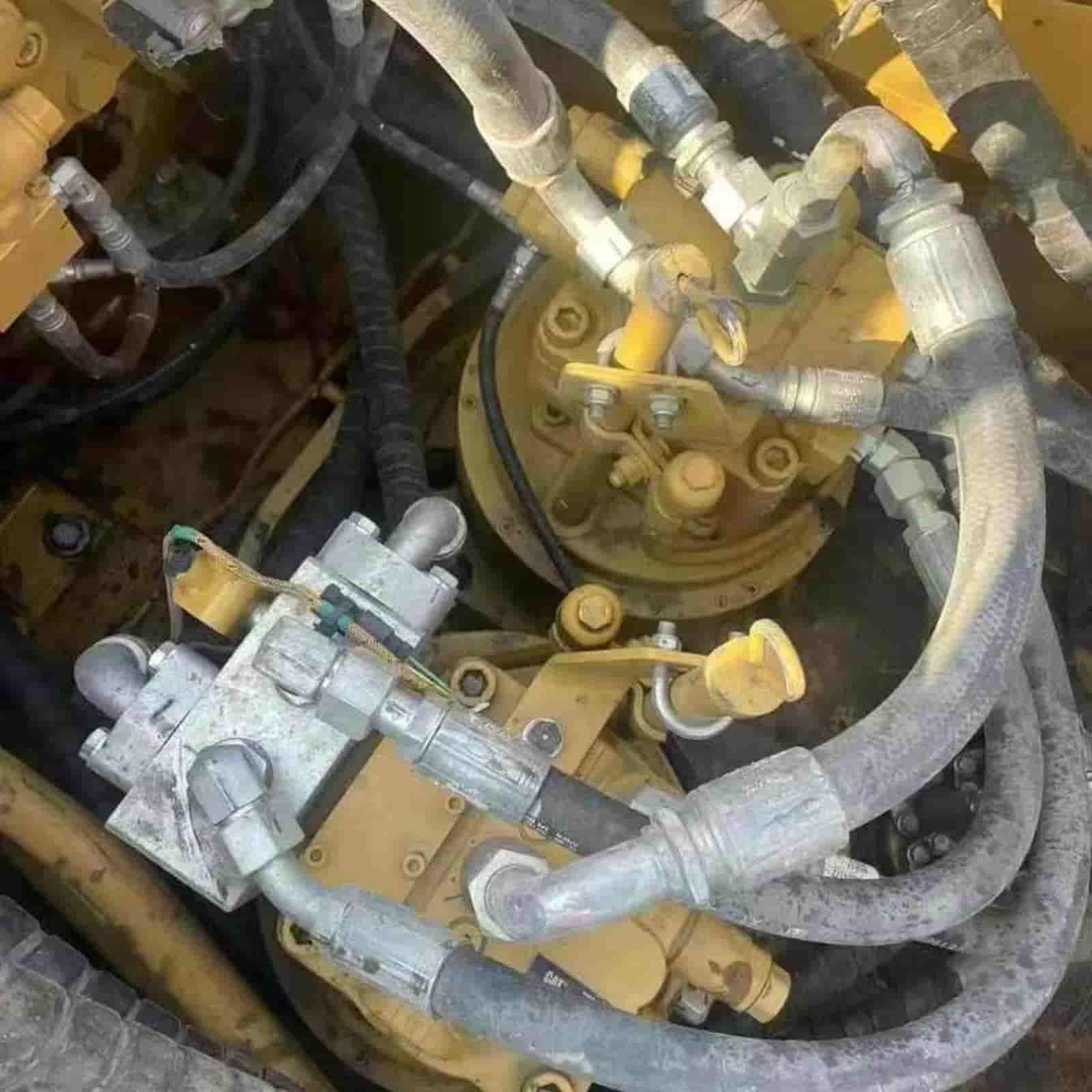 614 HOURS CAT 349 Excavator
