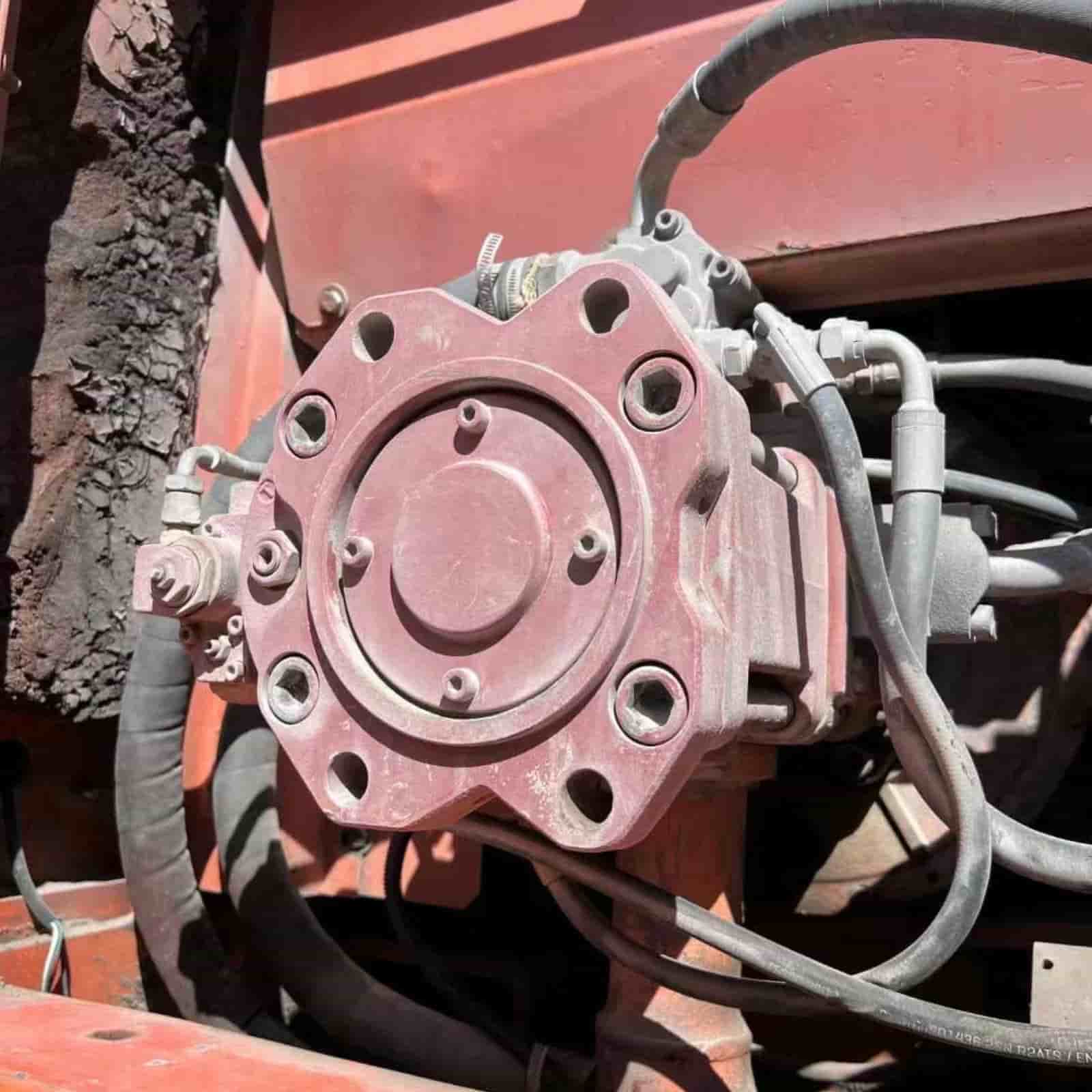 3325 HOURS DOOSAN 210-7W Excavator