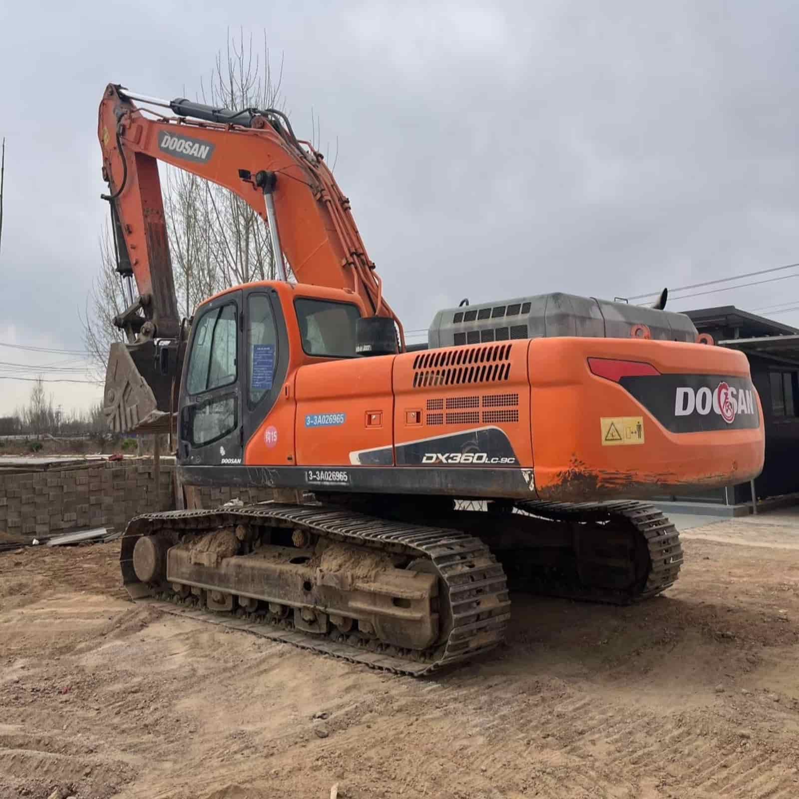 DOOSAN 340-9c Excavator