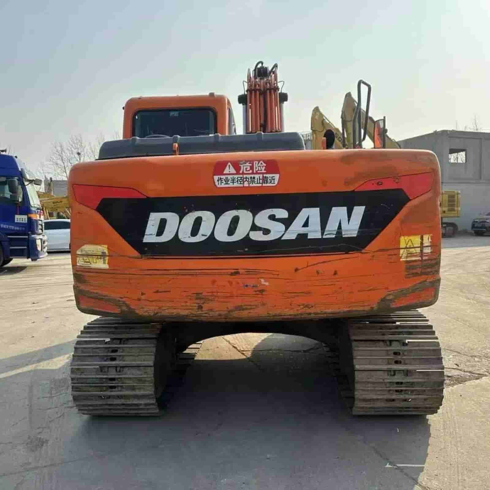 DOOSAN dx130-9c Excavator
