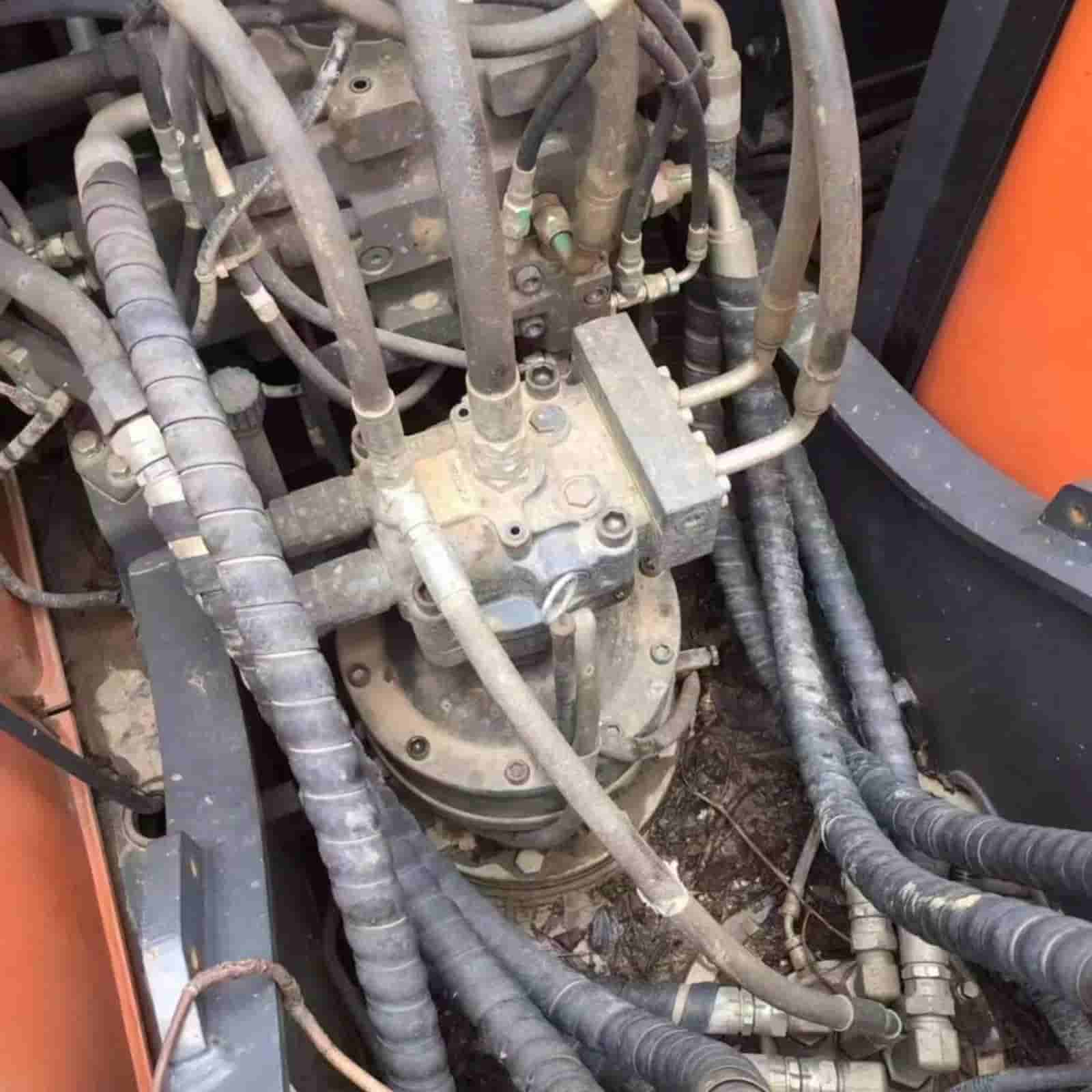 DOOSAN dx130LC-9c Excavator