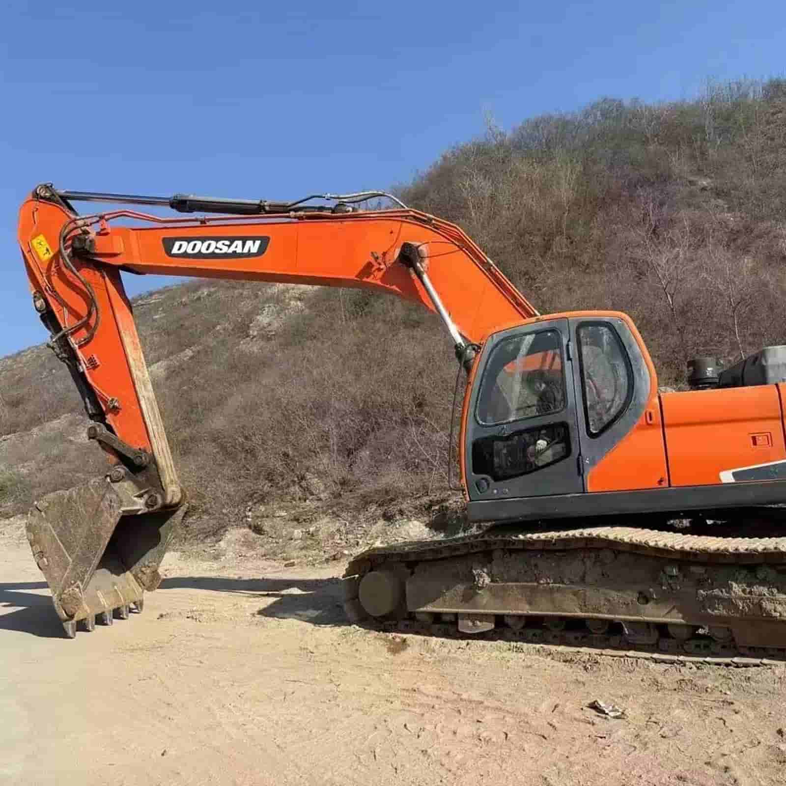 DOOSAN dx300-9c Excavator