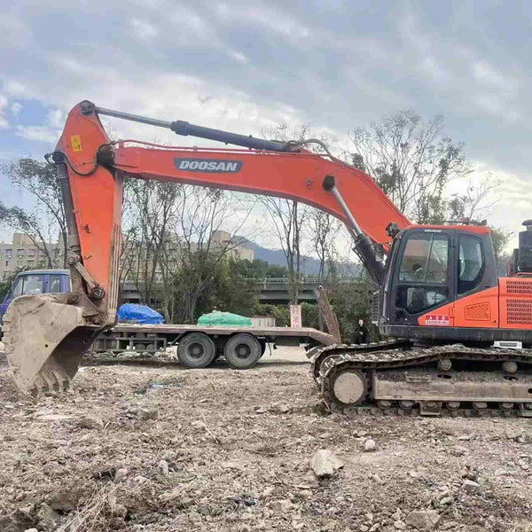 DOOSAN dx420-9c Excavator