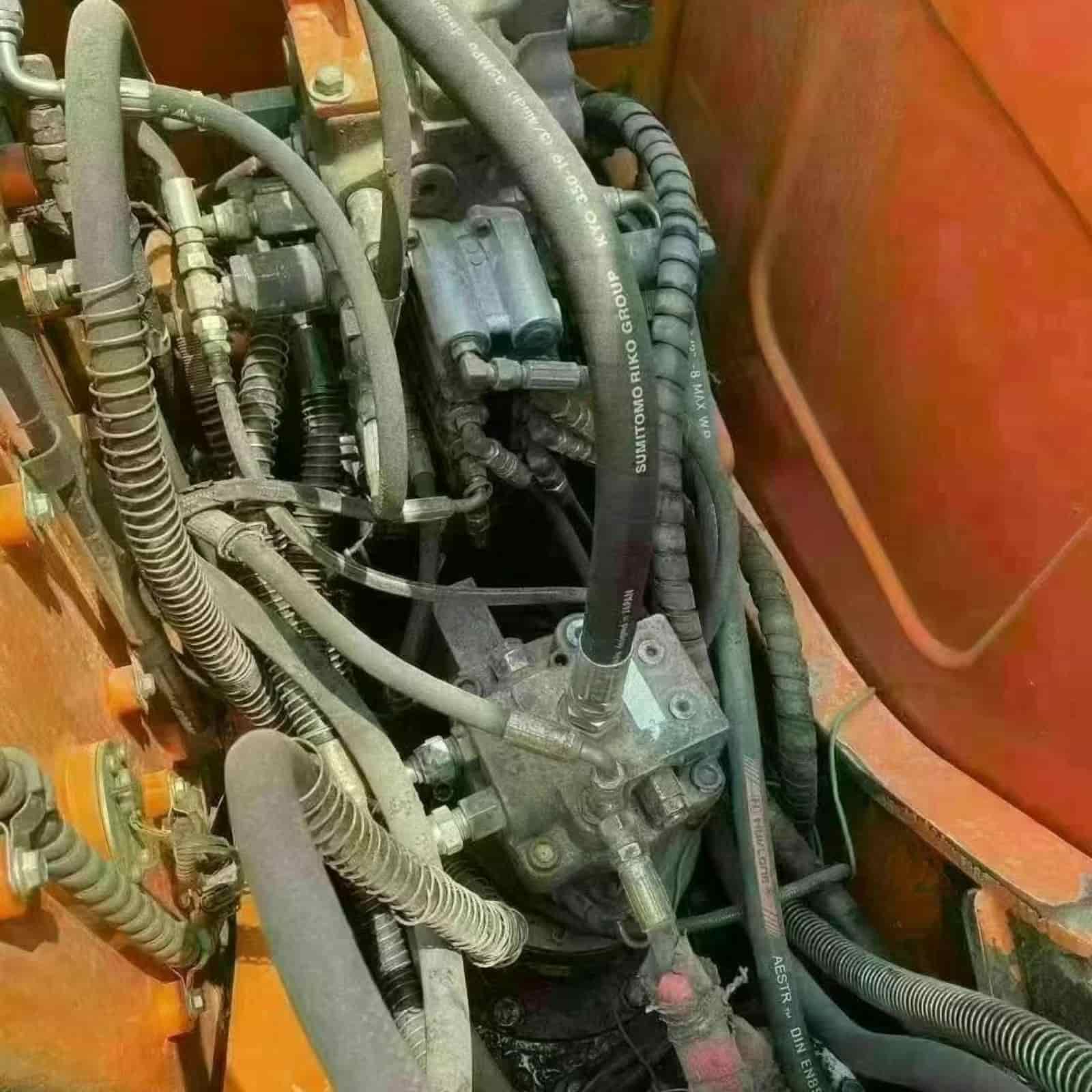 3451 HOURS DOOSAN DX80 Excavator