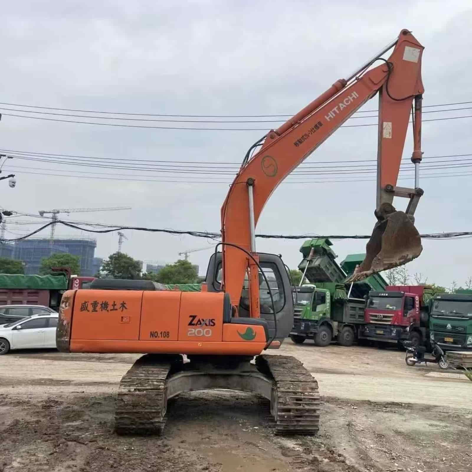 4700 HOURS HITACHI 200-6 Excavator
