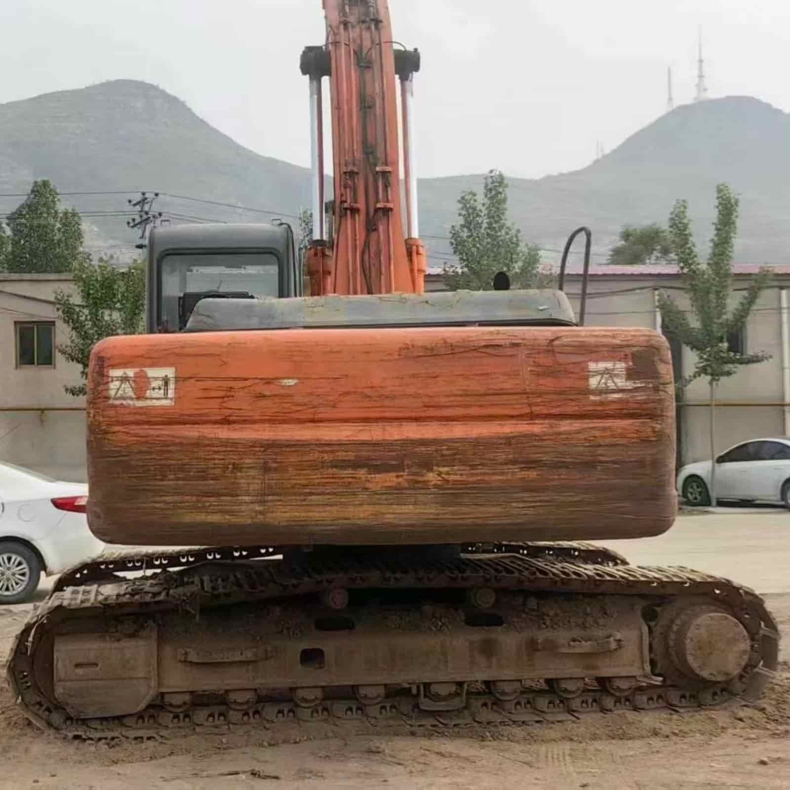 HITACHI 250-3G Excavator