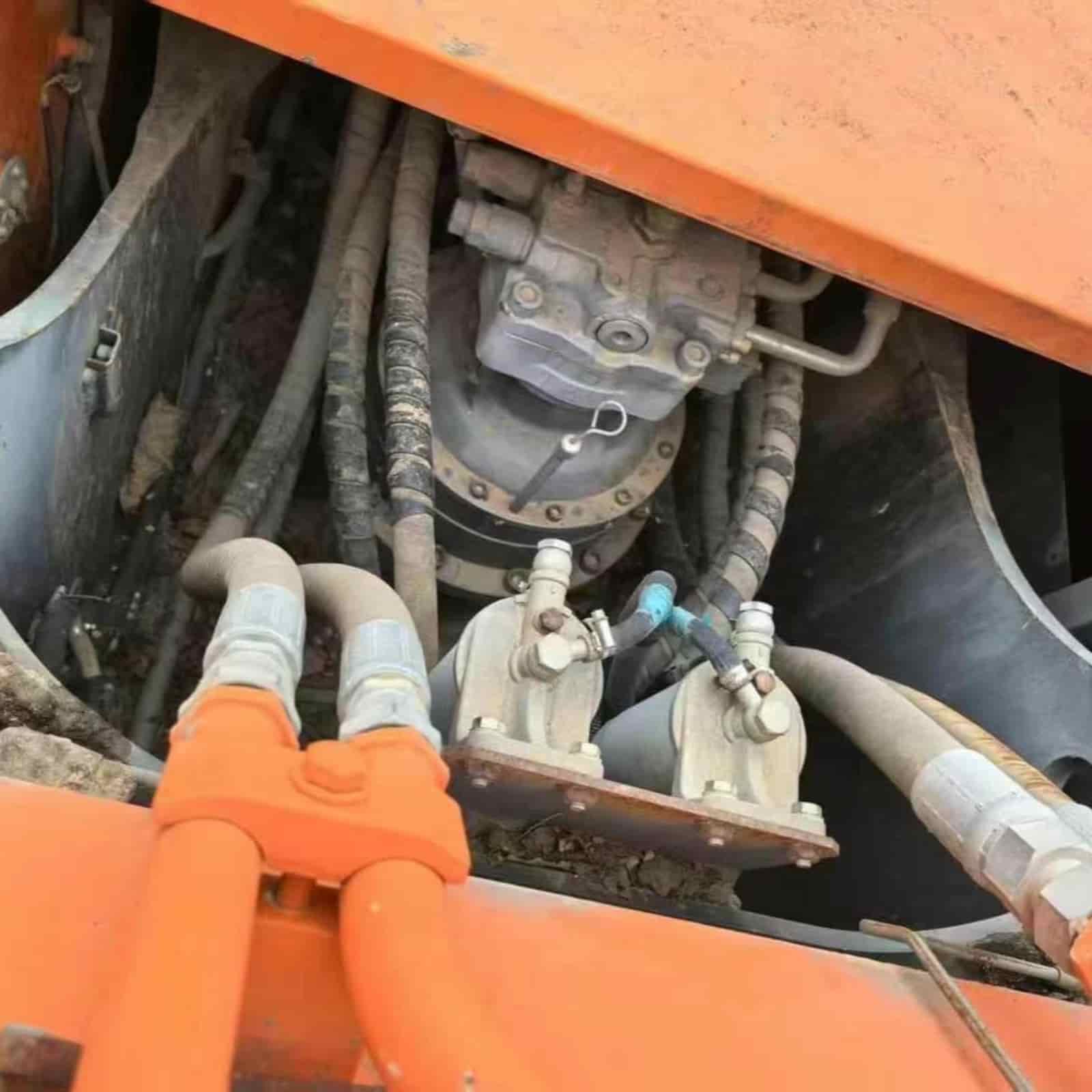 HITACHI 330-3G Excavator