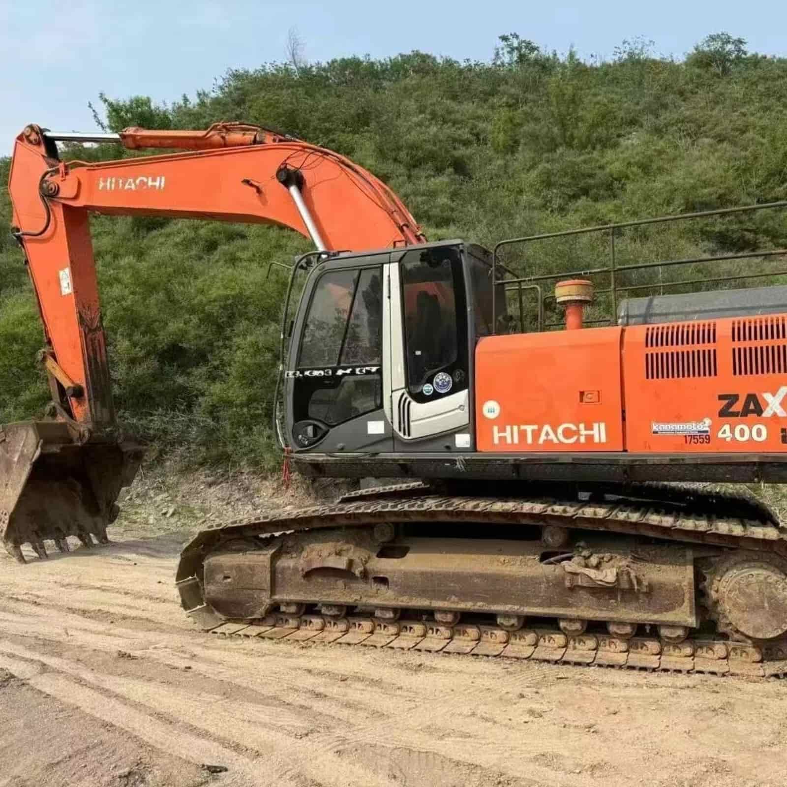HITACHI 350-3 Excavator