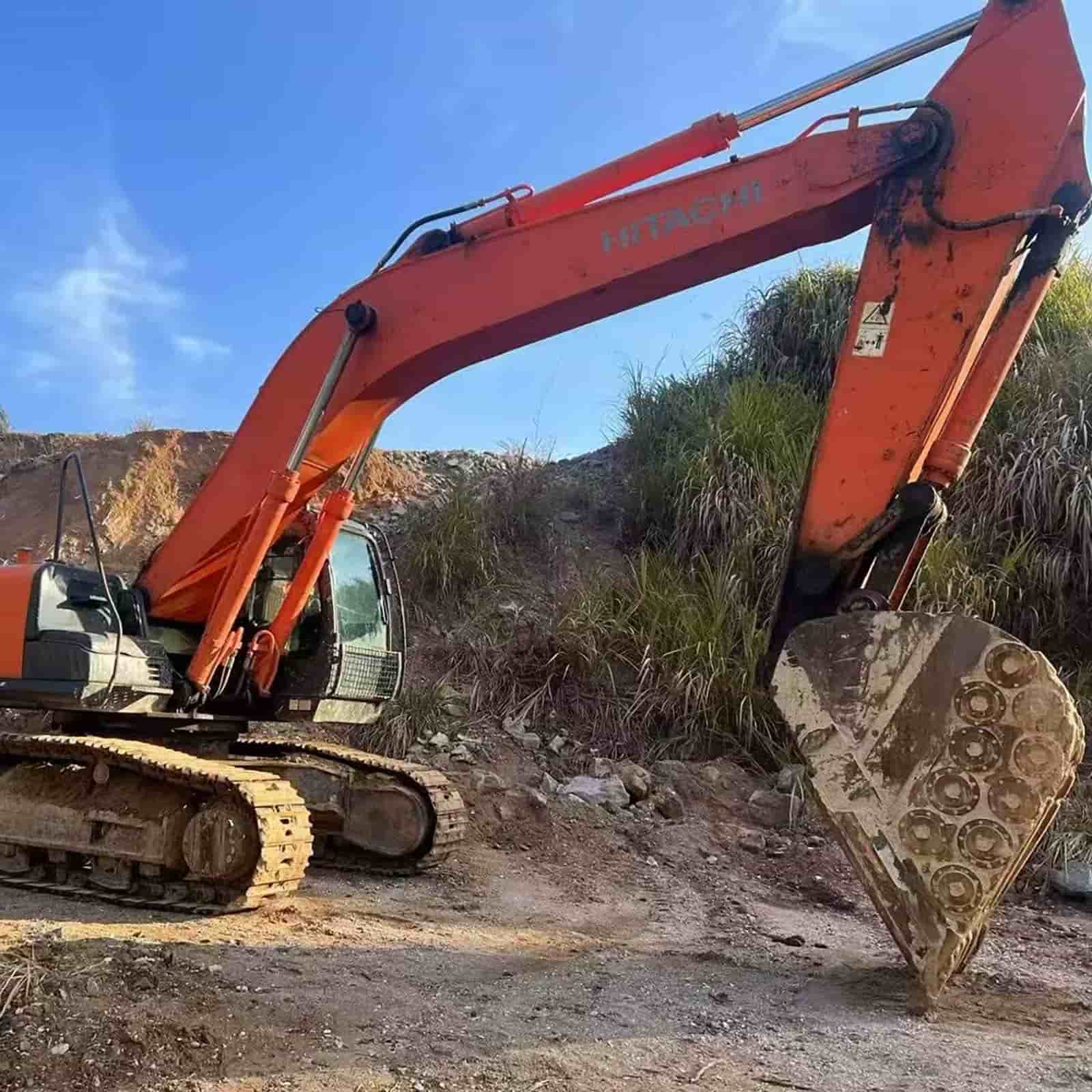 2715 HOURS HITACHI 360-5G  Crawler  Excavator