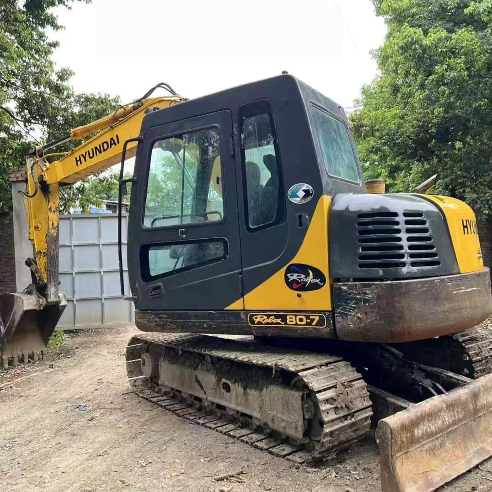 HYUNDAI 80-7 Excavator