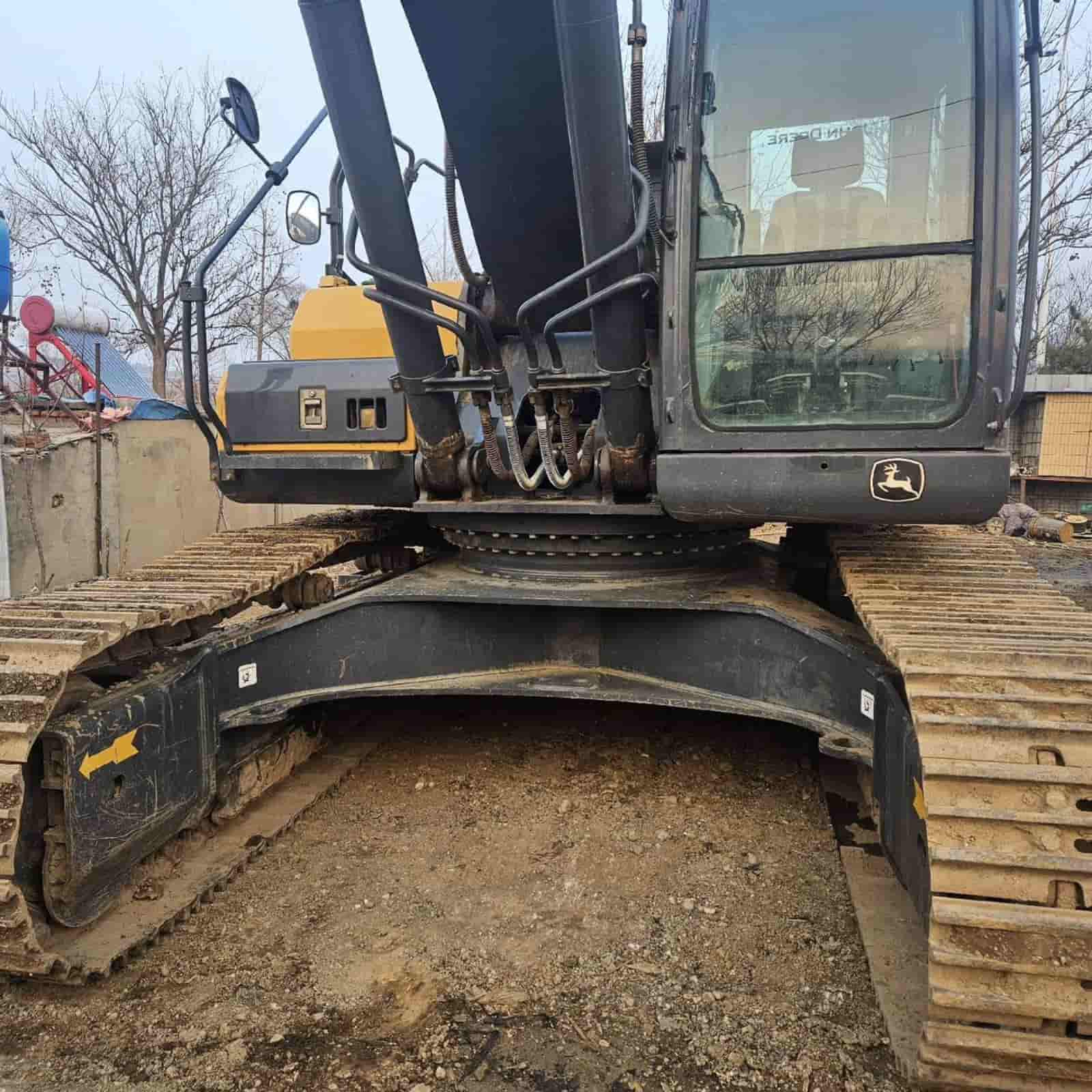 1500 HOURS JD 360 Crawler Excavator