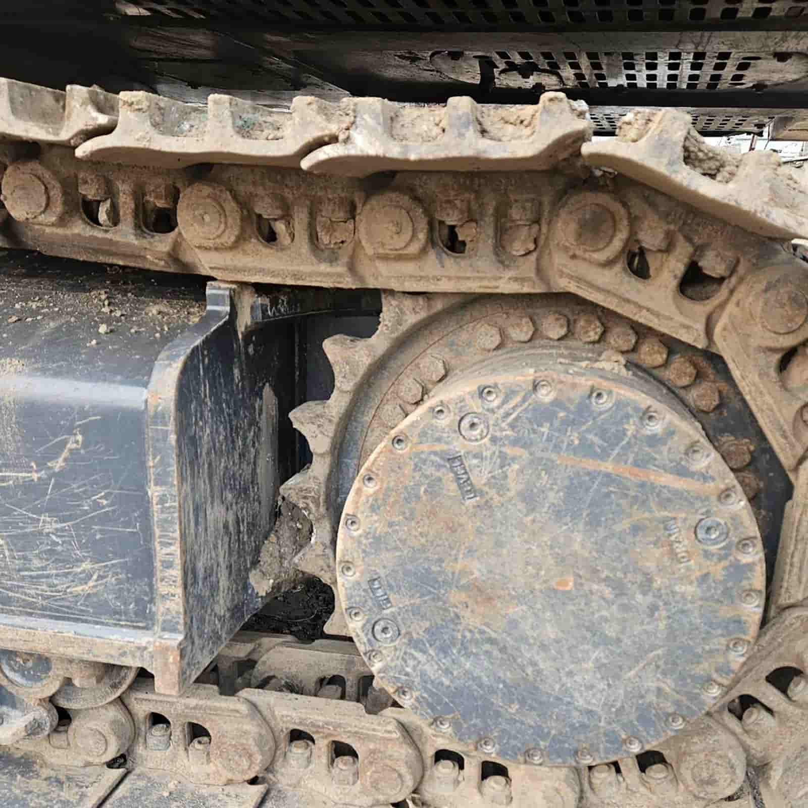895 HOURS JD 360 Crawler Excavator