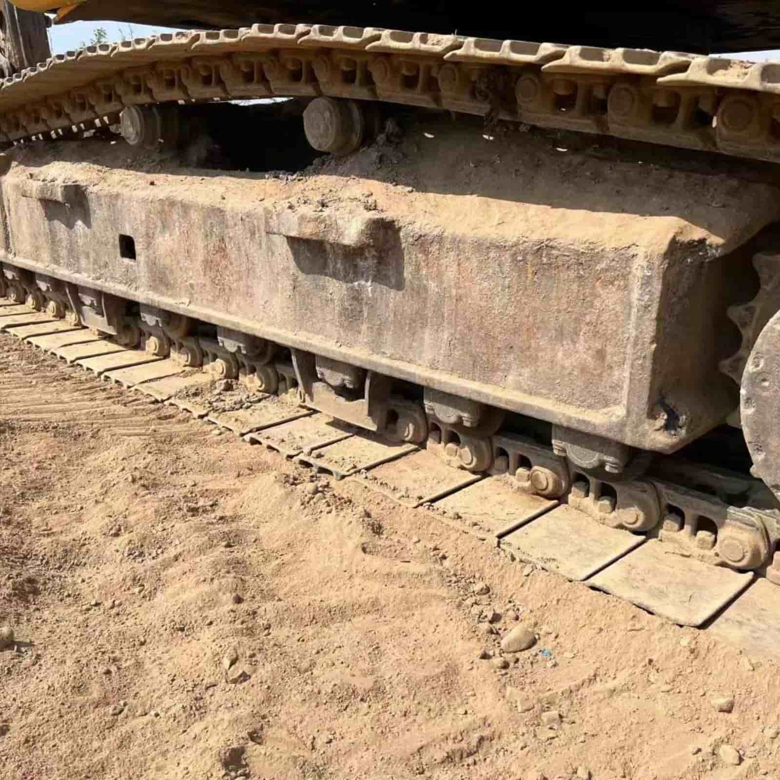 KATO 1023R Crawler Excavator
