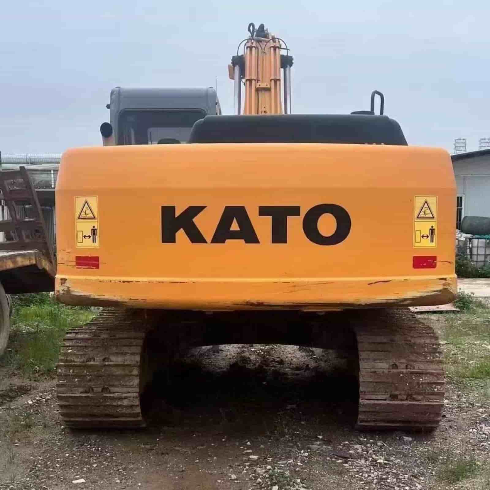 KATO 820R5 Crawler Excavator