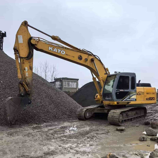 KATO 820V Excavator