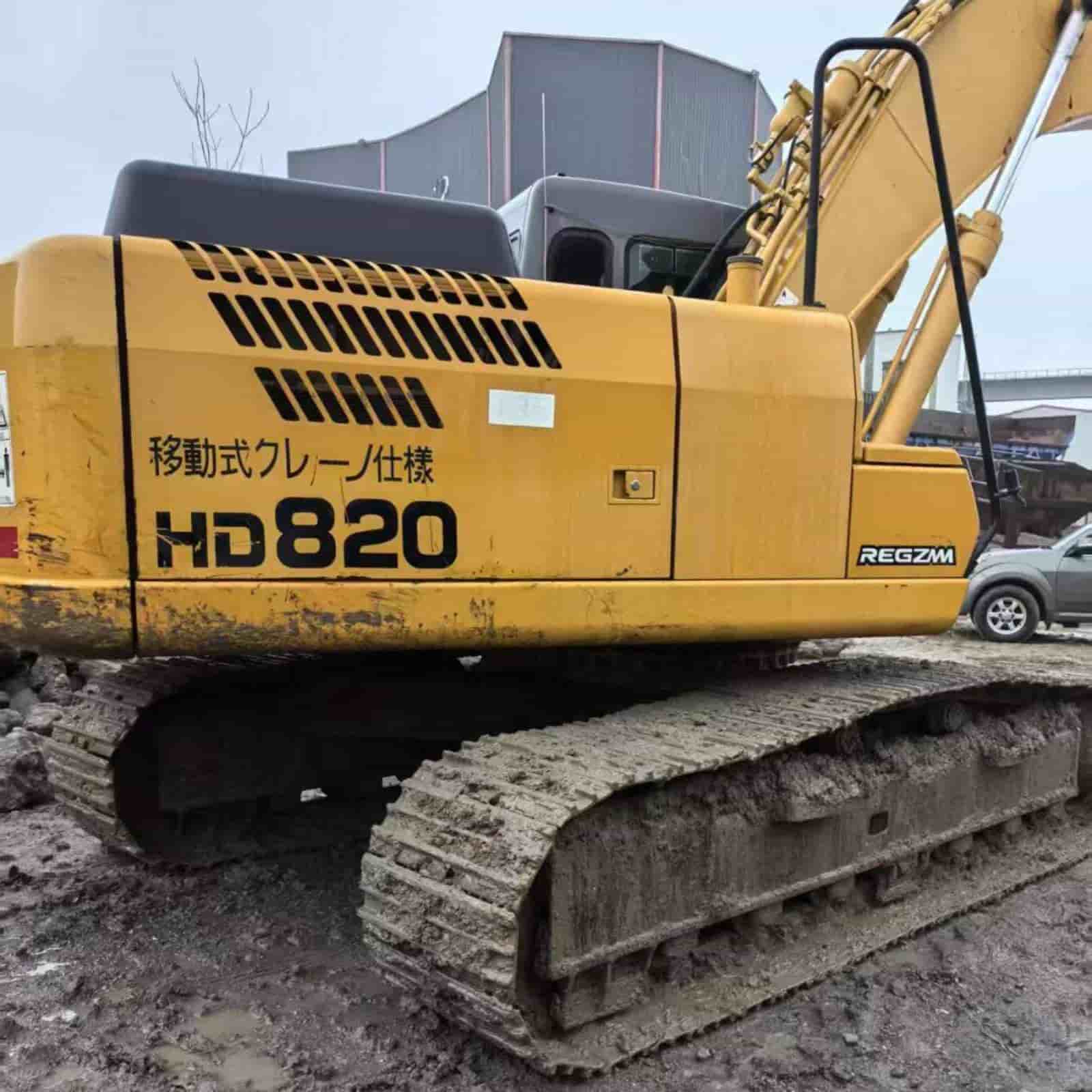 KATO 820V Excavator