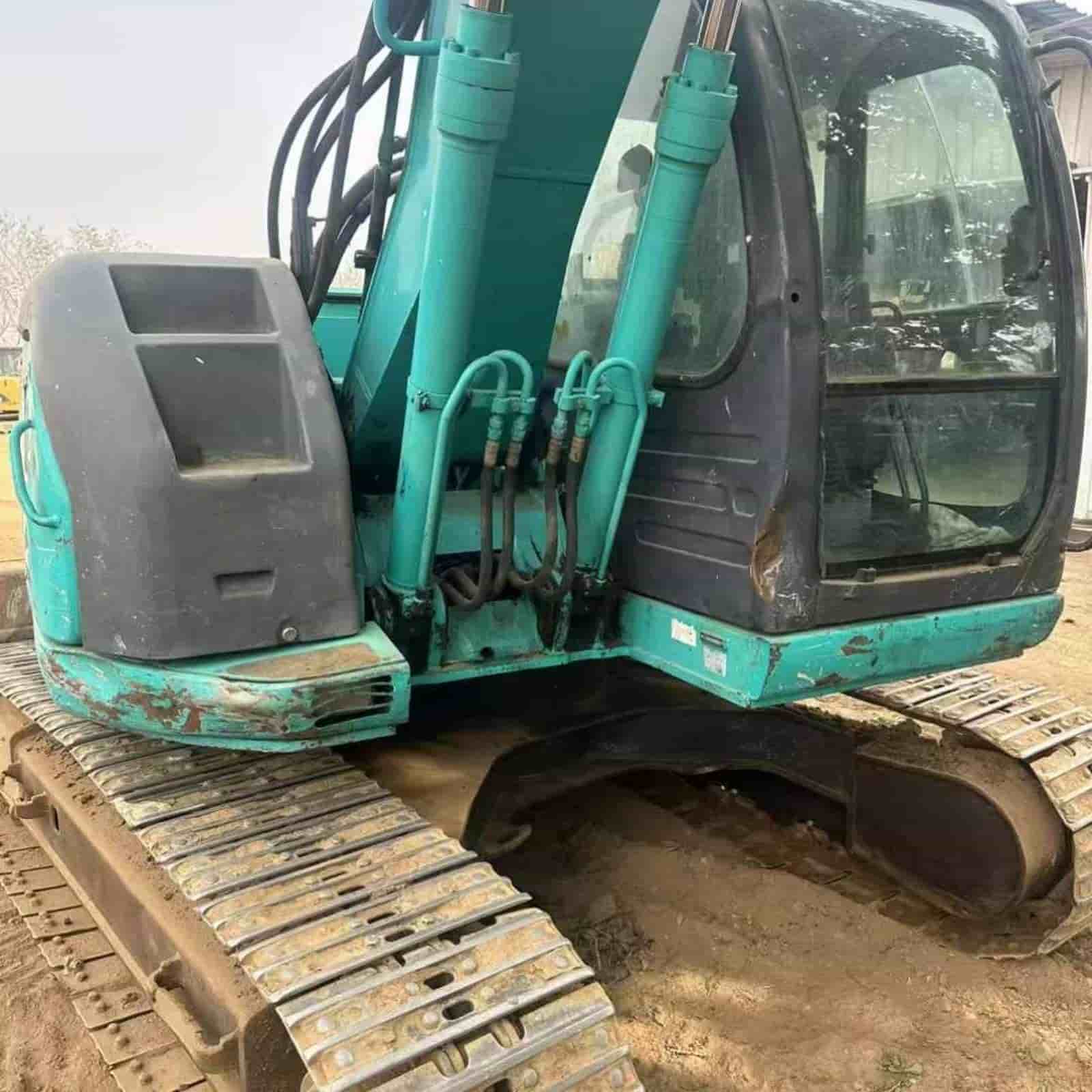 KOBELCO 135SR Excavator
