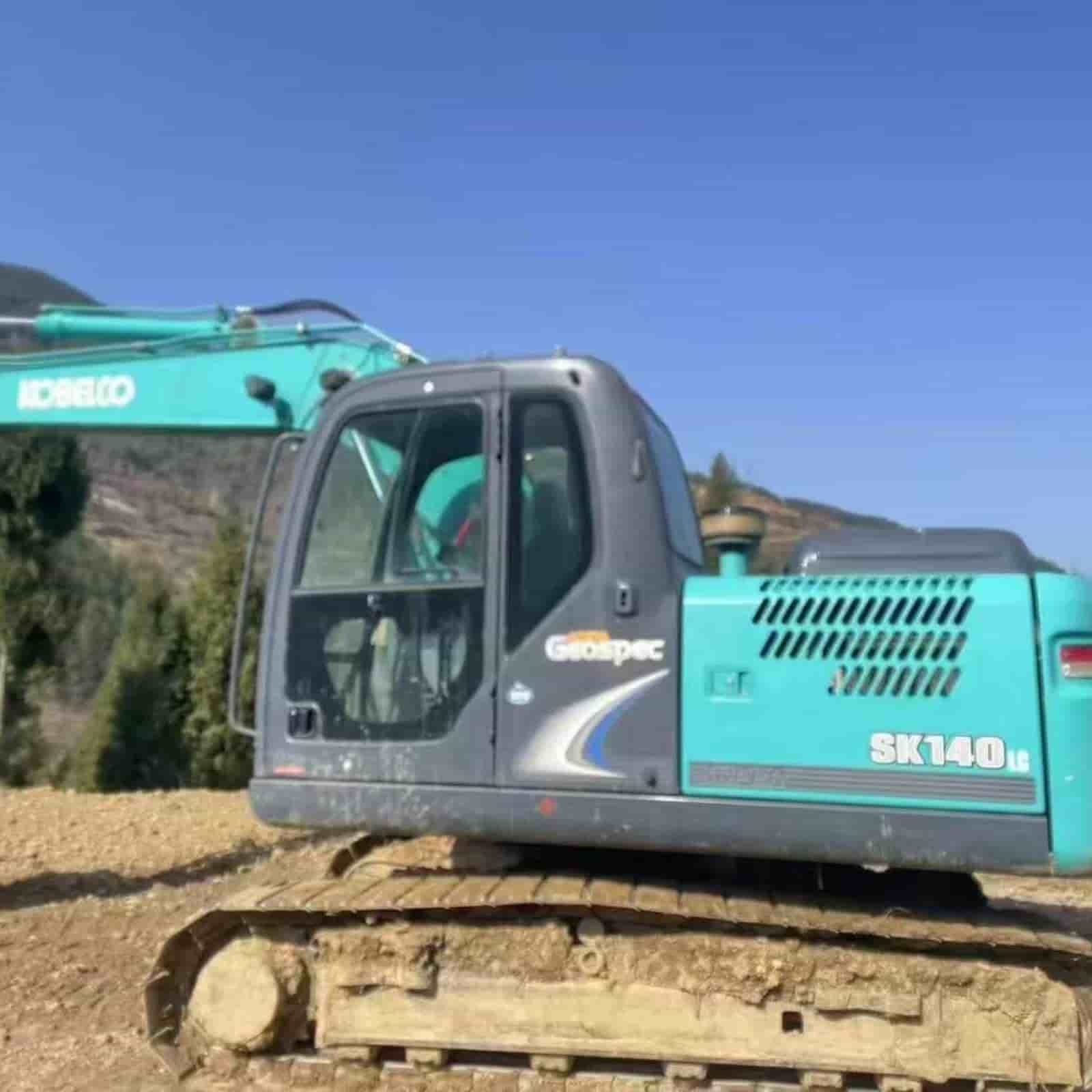 KOBELCO 140-8 Excavator