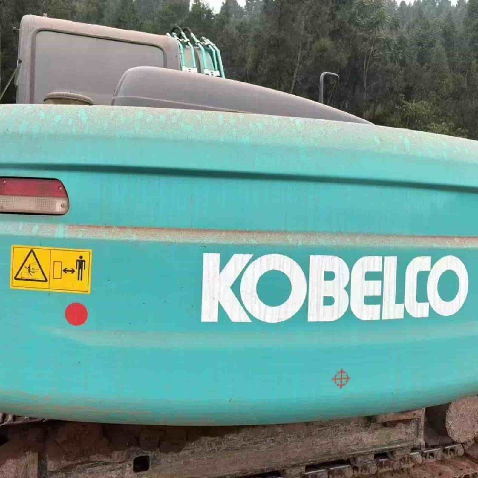 KOBELCO 140-8 Excavator