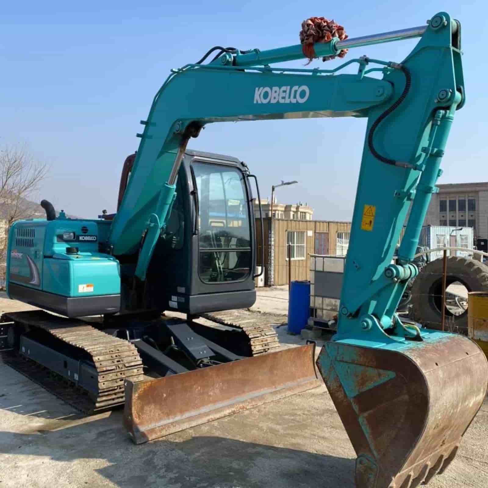 500 HOURS KOBELCO 75 Crawler Excavator