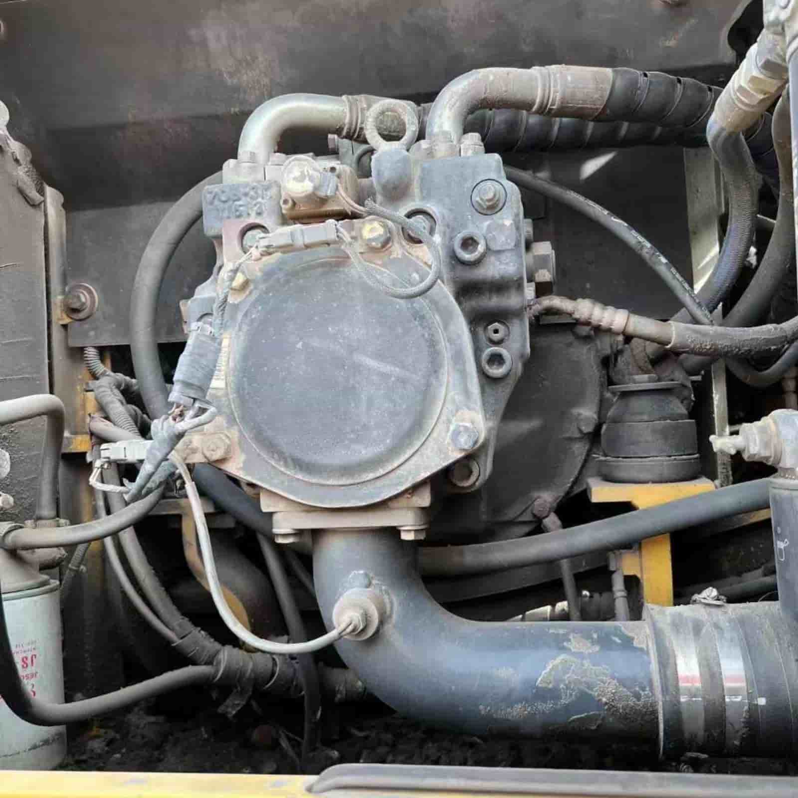 KOMATSU 160-7 Excavator