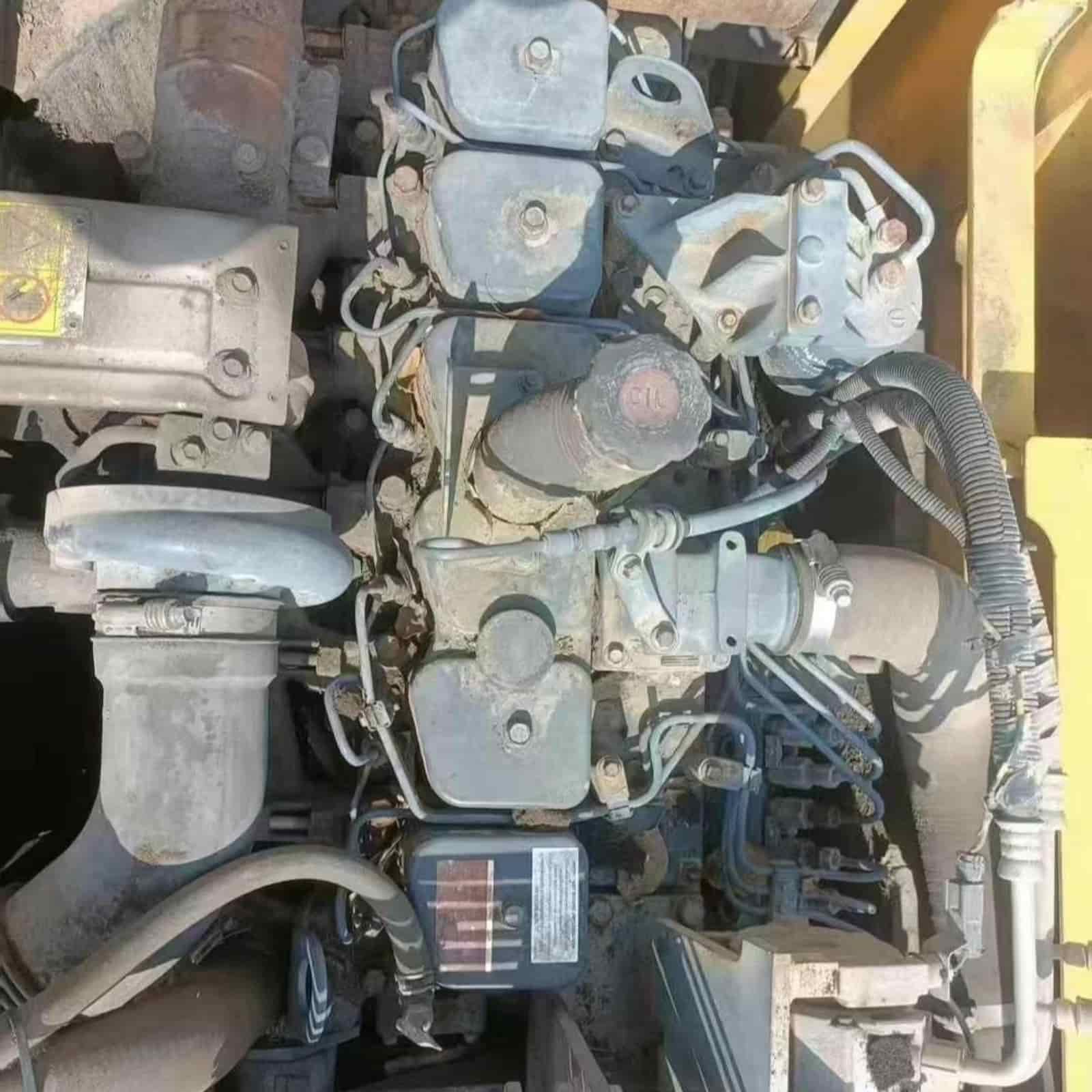 2680 HOURS KOMATSU 200-7 Excavator