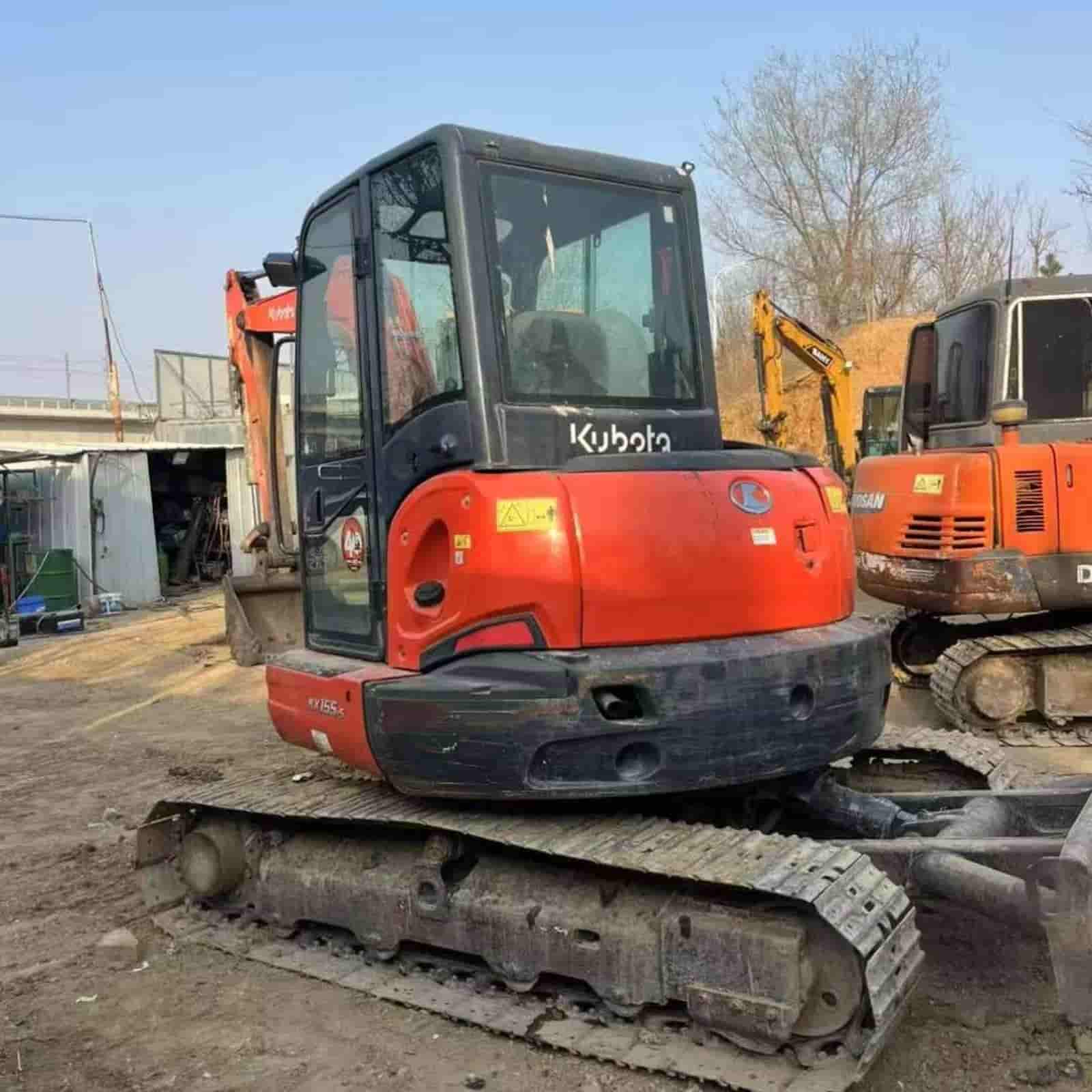 KUBOTA 155-5 Crawler Excavator