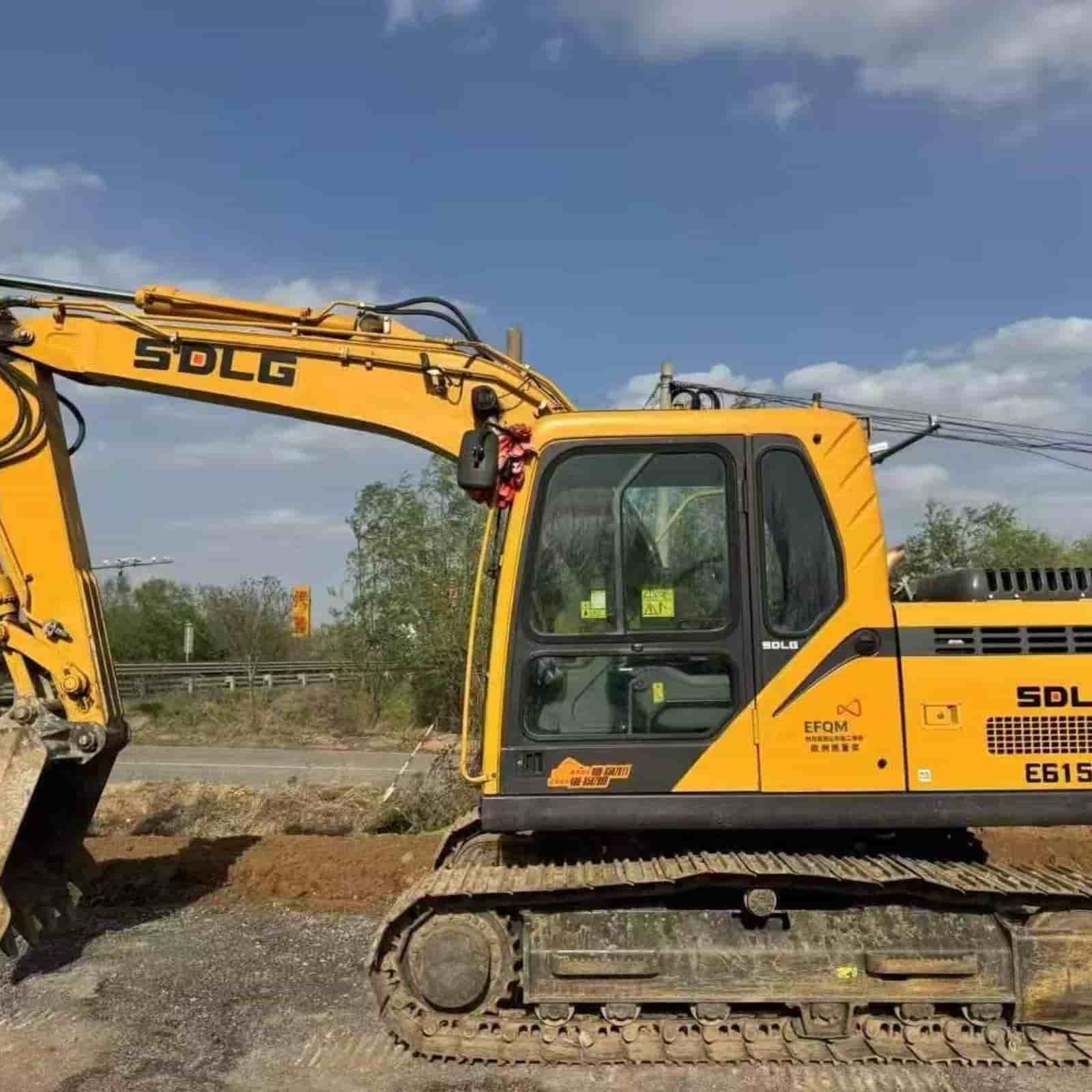 SDLG 6135 Excavator