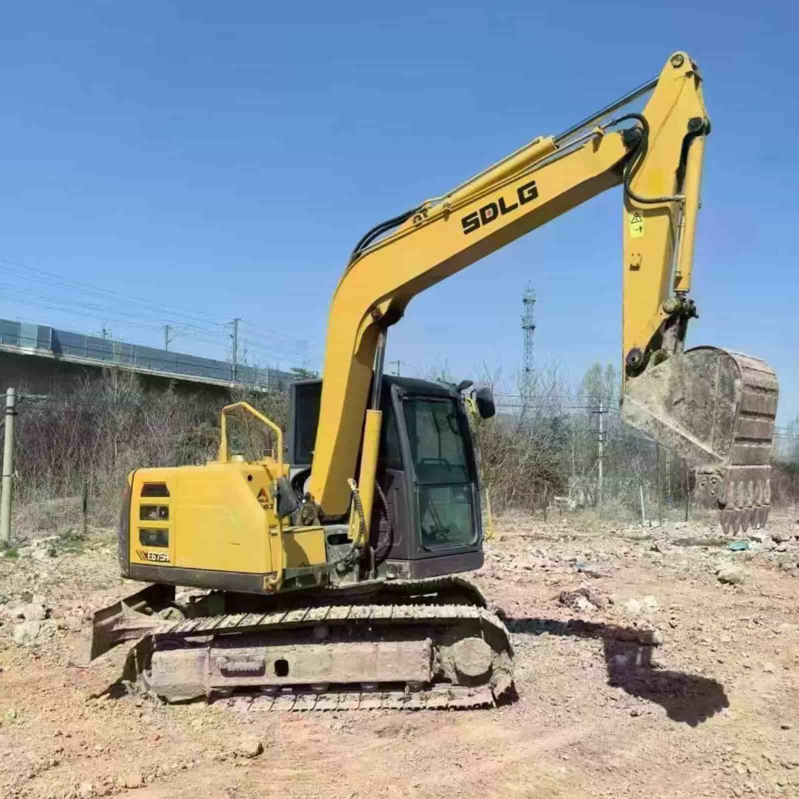 280 HOURS SDLG 75 Excavator