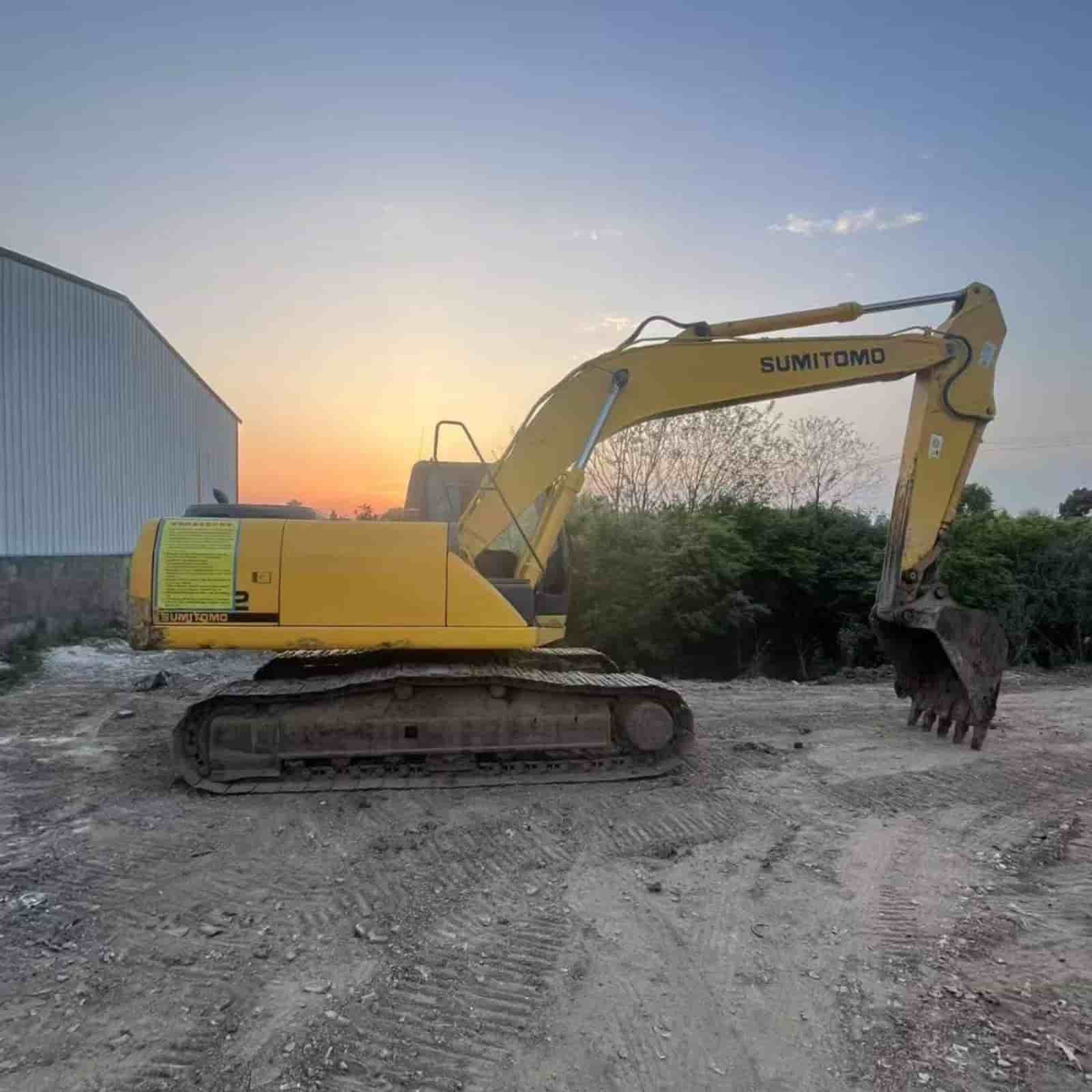 SUMITOMO 210-5 Excavator