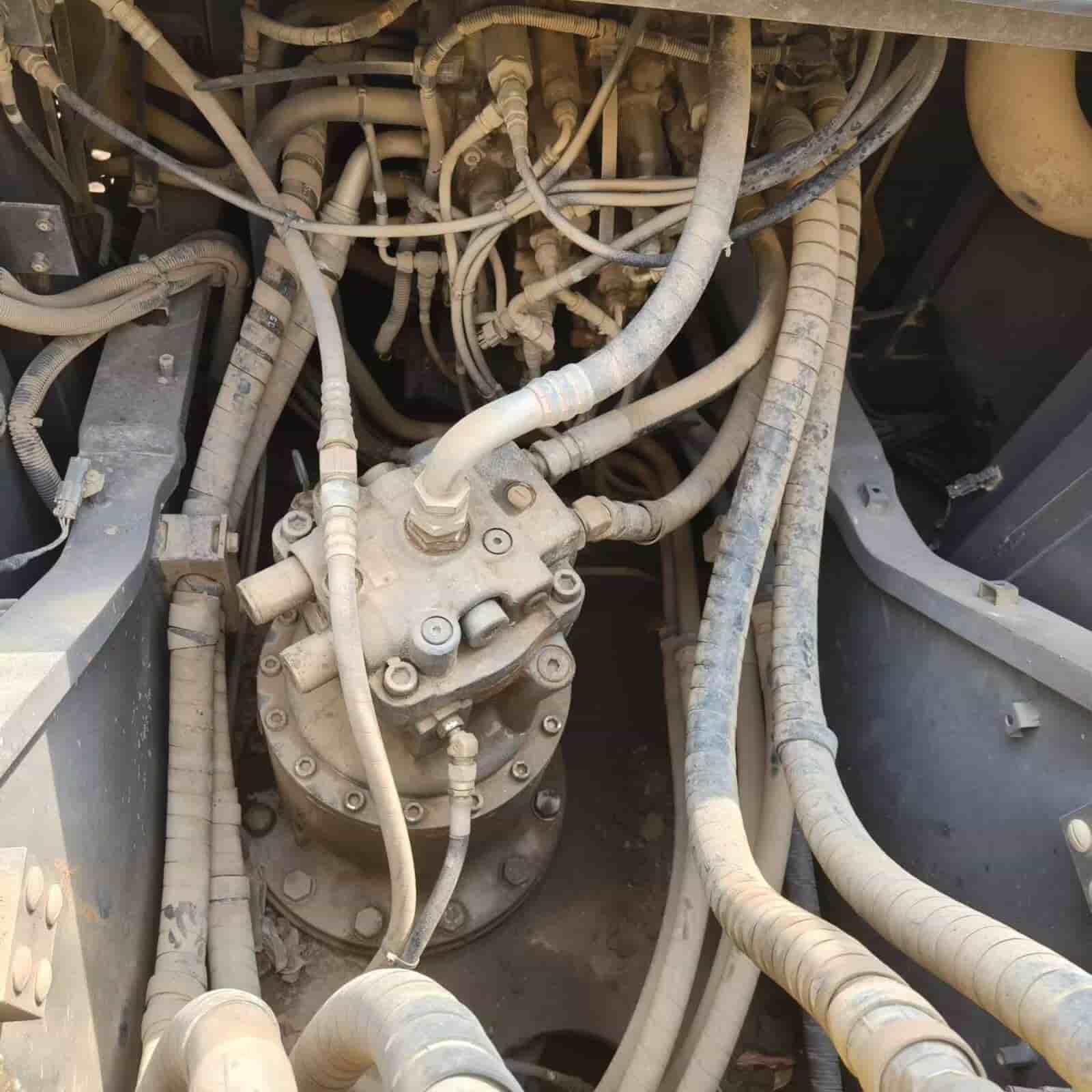 1252 HOURS SUMITOMO 210-6 Large Crawler Excavators