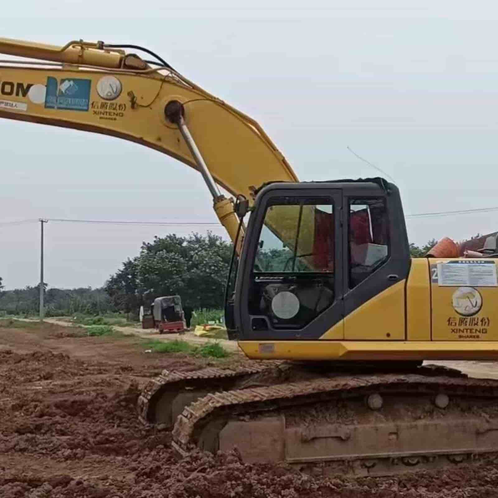 SUMITOMO 360-5 Excavator