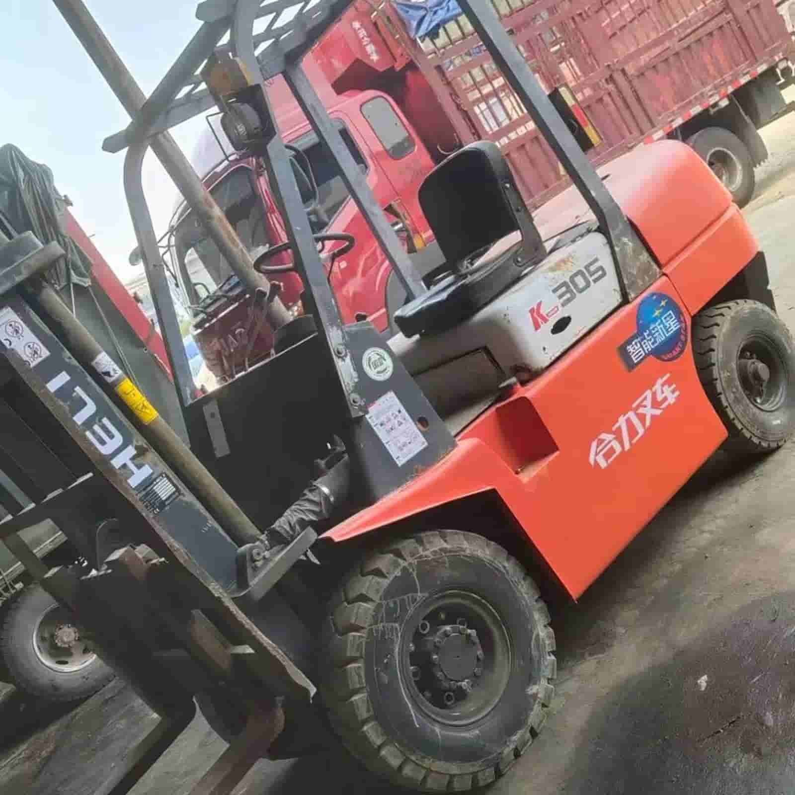 HELI 35 FORKLIFT