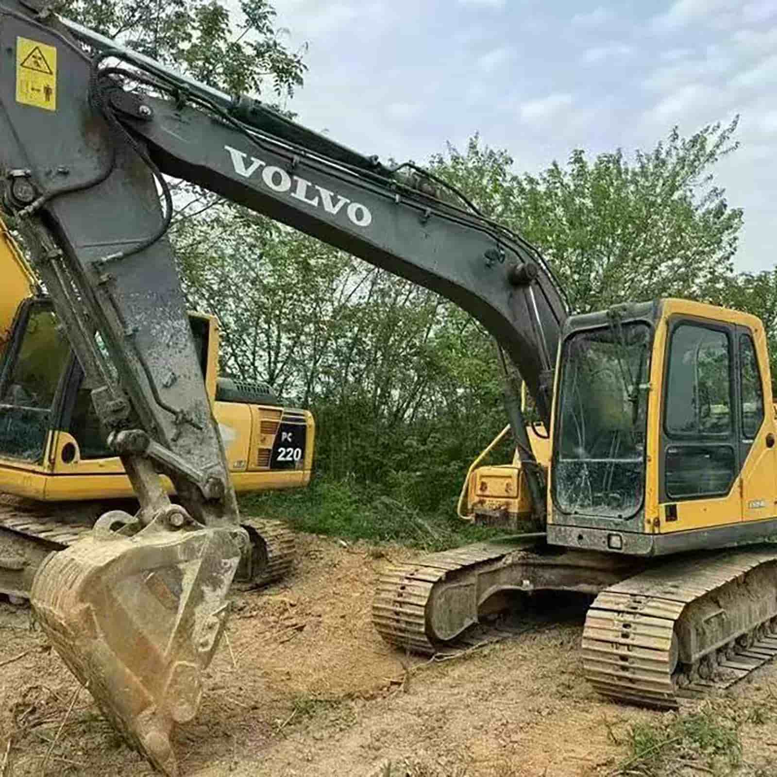 VOLVO 140 Excavator
