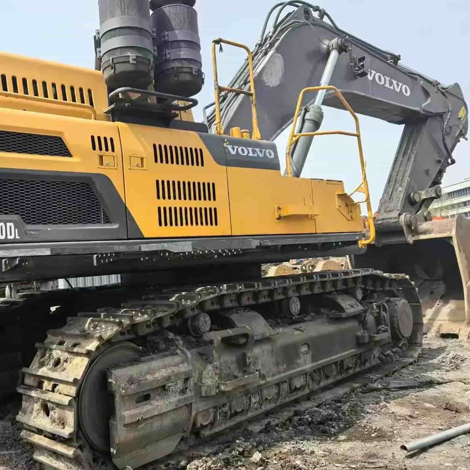 Volvo 750DL  Crawler Excavator