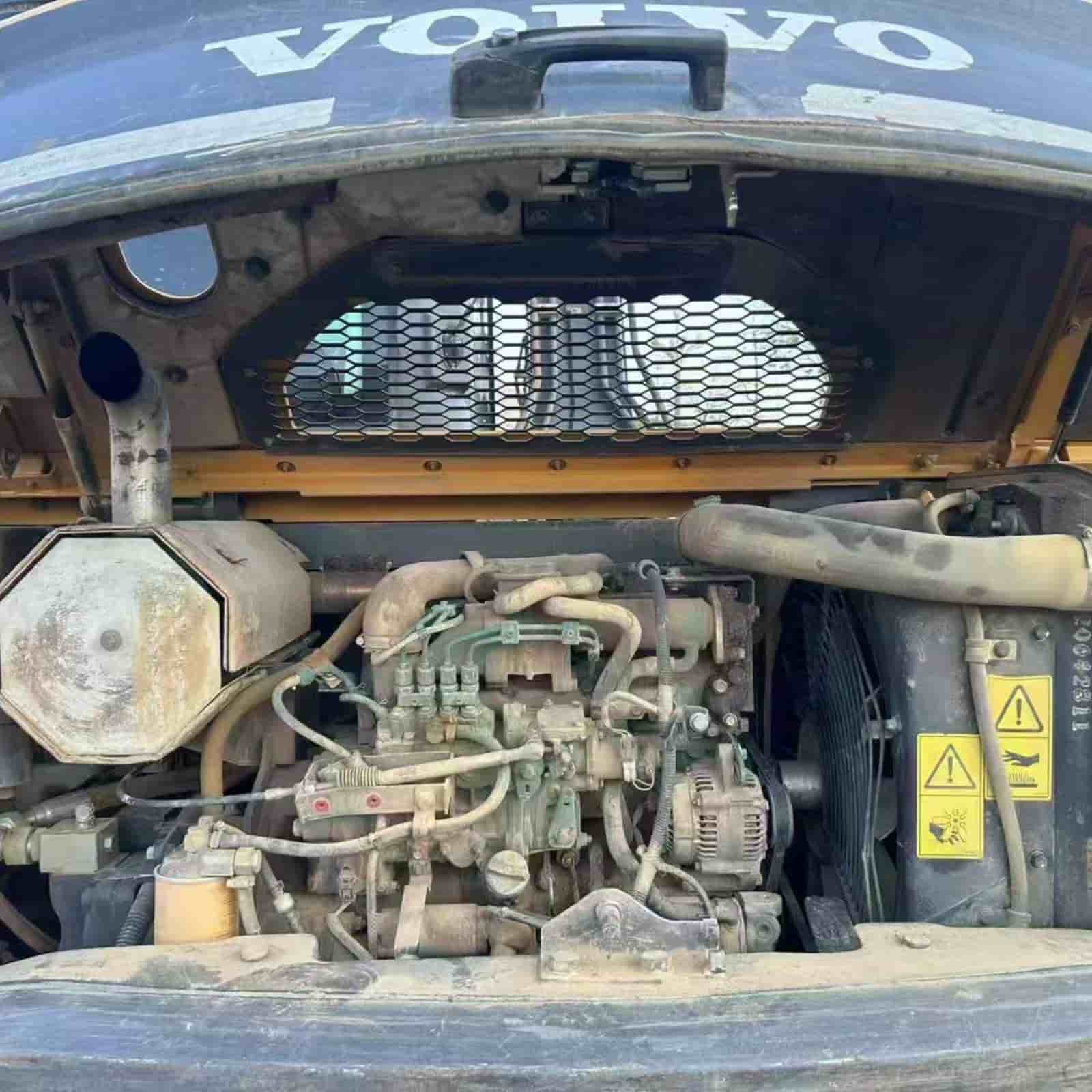 1504 HOURS VOLVO 80 Excavator