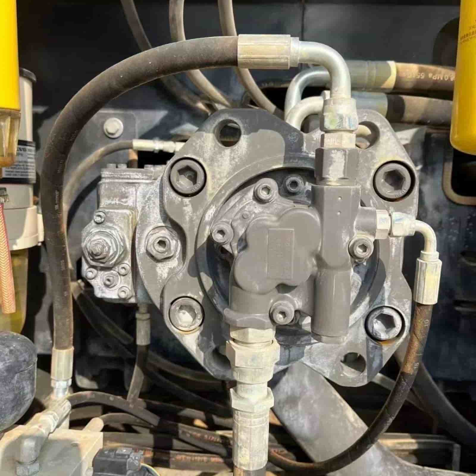 Volvo EC220D Crawler Excavator