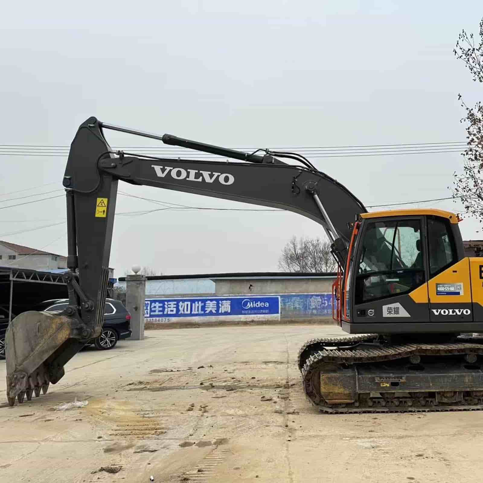 600 HOURS Volvo EC220ES  Crawler Excavator