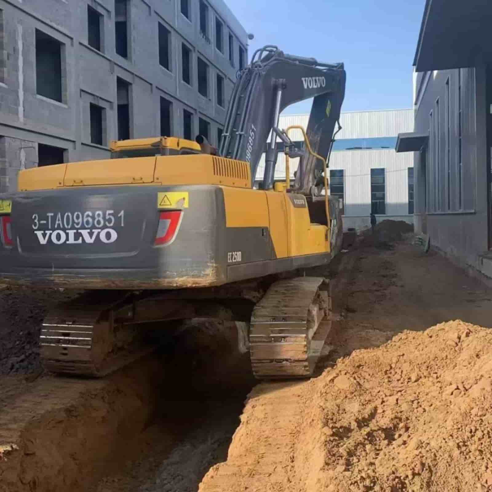 5100 HOURS Volvo EC250D  Crawler Excavator