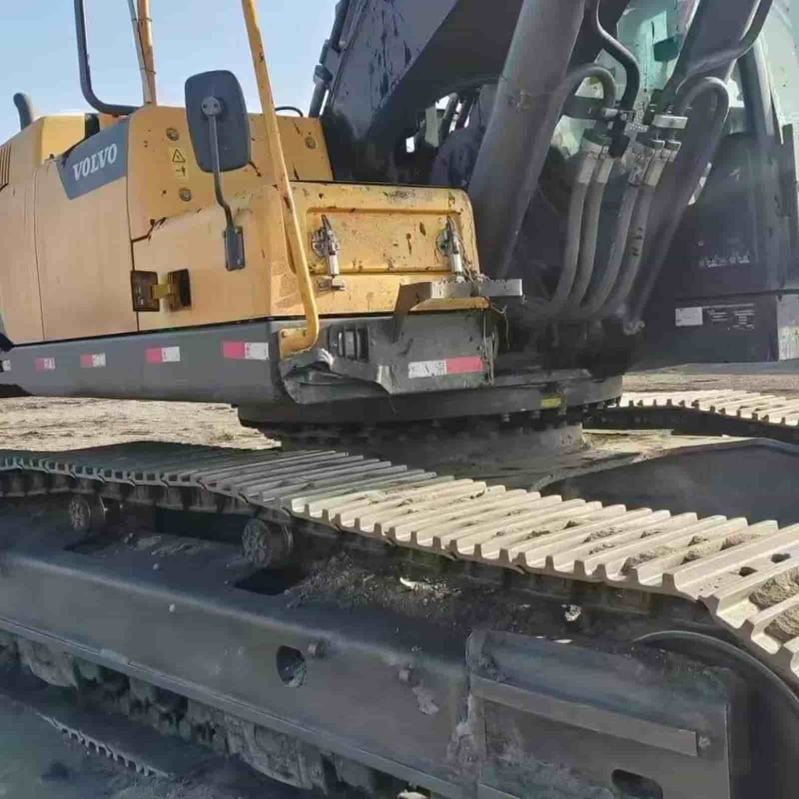 Volvo EC480DL Crawler Excavator