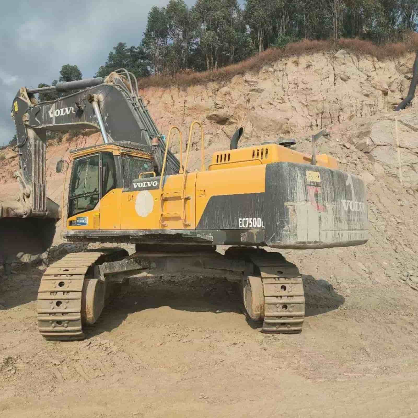 Volvo EC750DL  Crawler Excavator