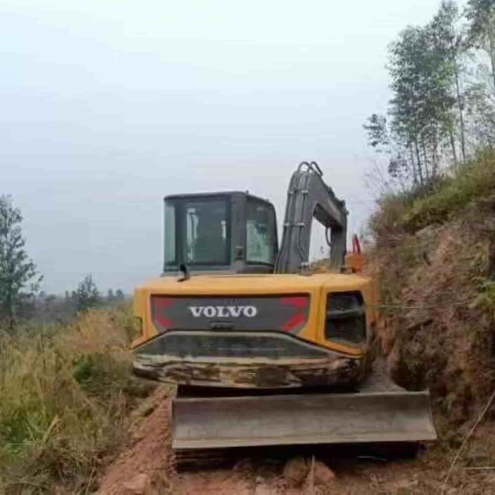 1195 HOURS Volvo EC75D Crawler Excavator